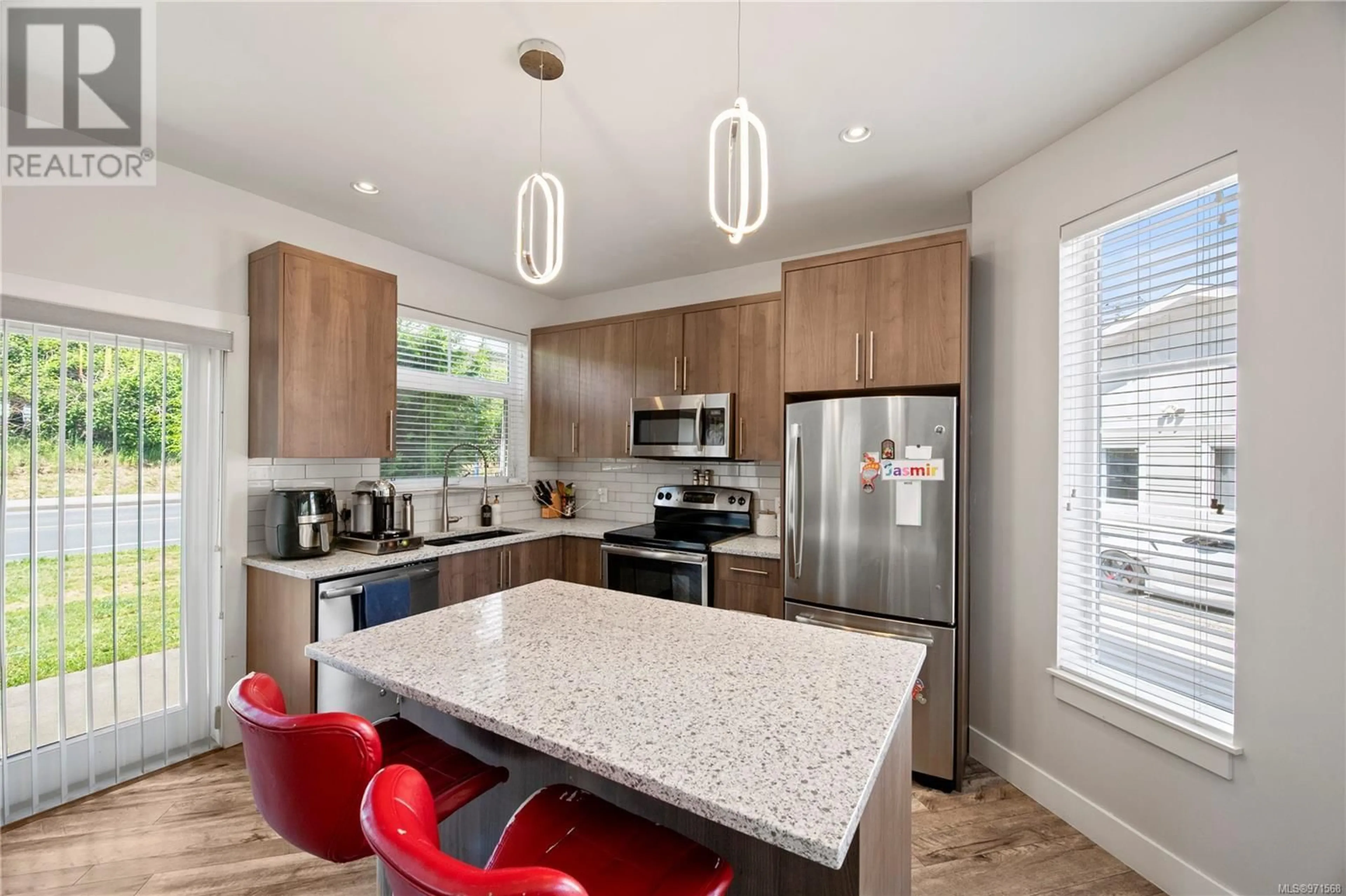 Contemporary kitchen for 701 Strandlund Ave, Langford British Columbia V9B3G2