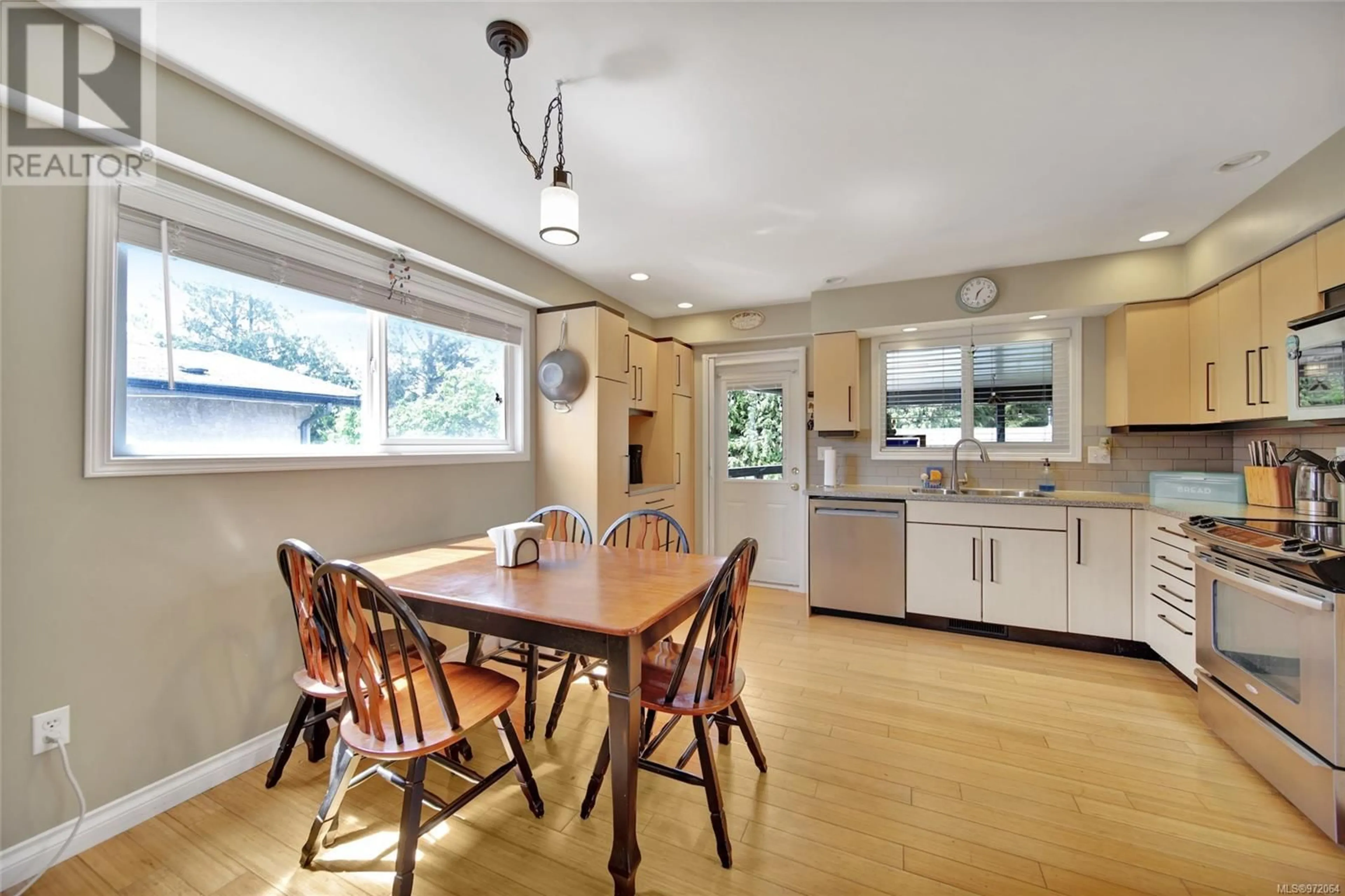 Open concept kitchen, unknown for 2748 SCAFE ROAD, Langford British Columbia V9B3W7