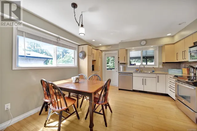 2748 SCAFE ROAD, Langford 5