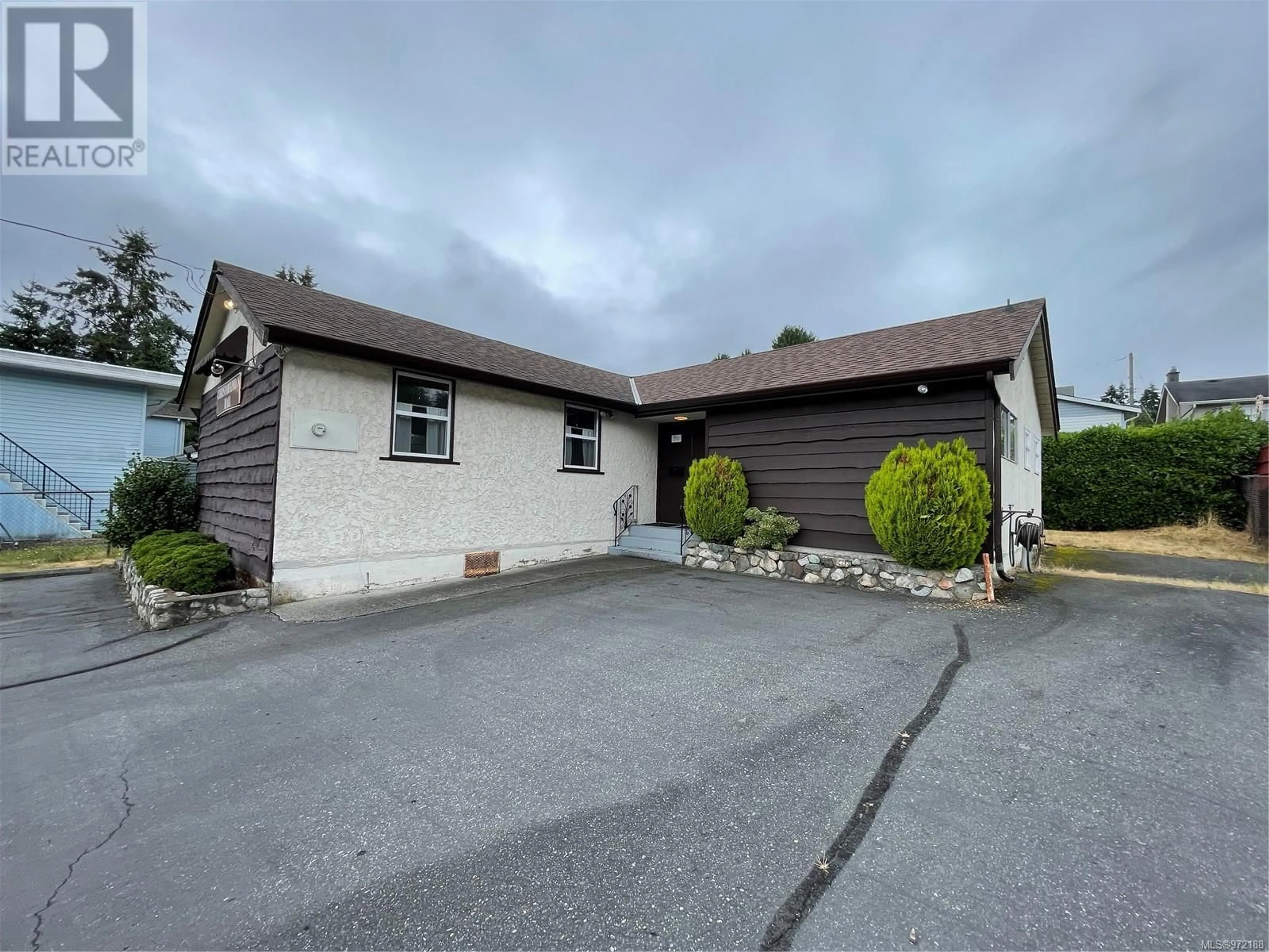 Frontside or backside of a home, cottage for 2875 Elk St, Nanaimo British Columbia V9S3X1