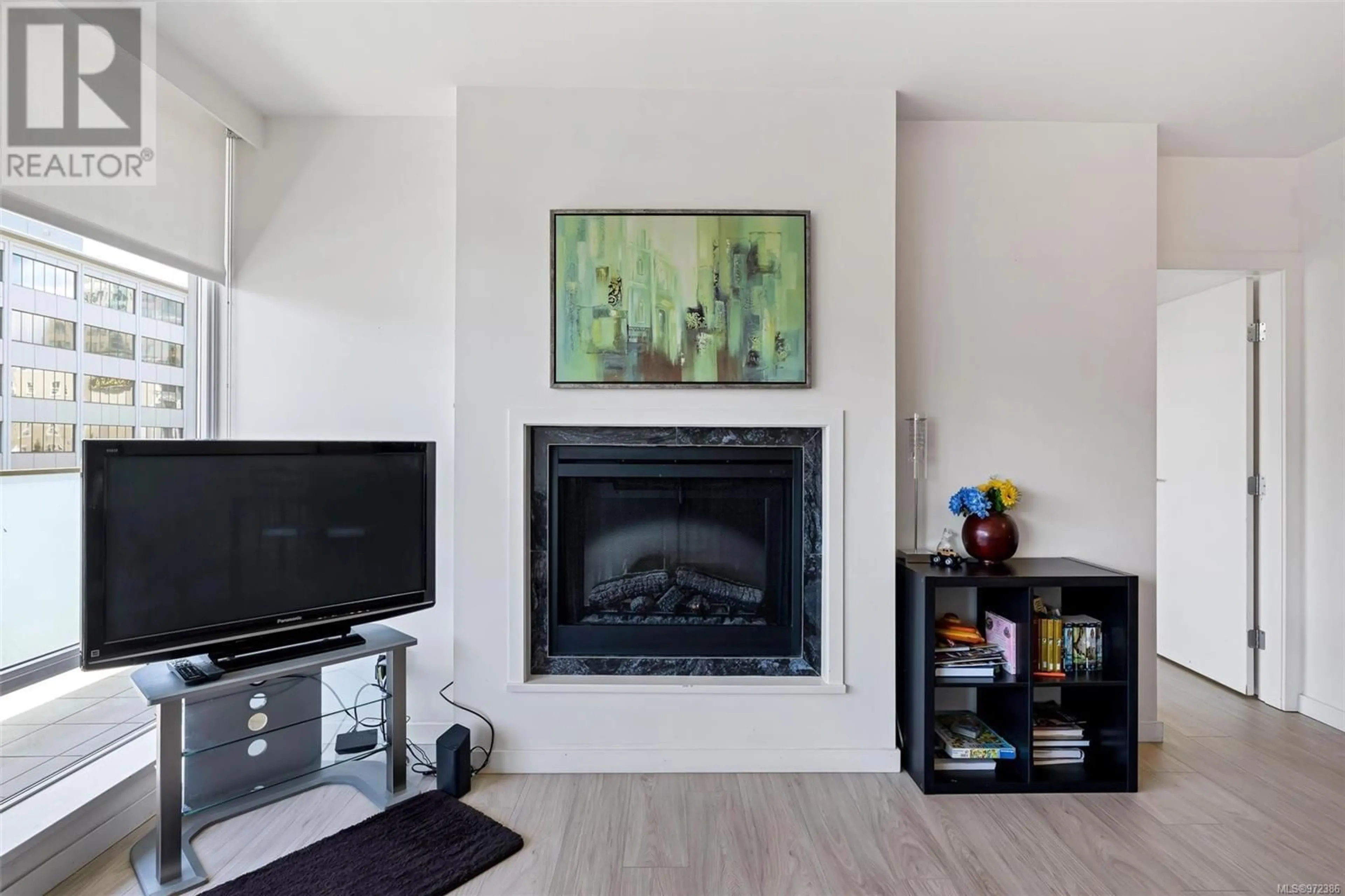 Living room, wood floors for N607 707 Courtney St, Victoria British Columbia V8W0A9