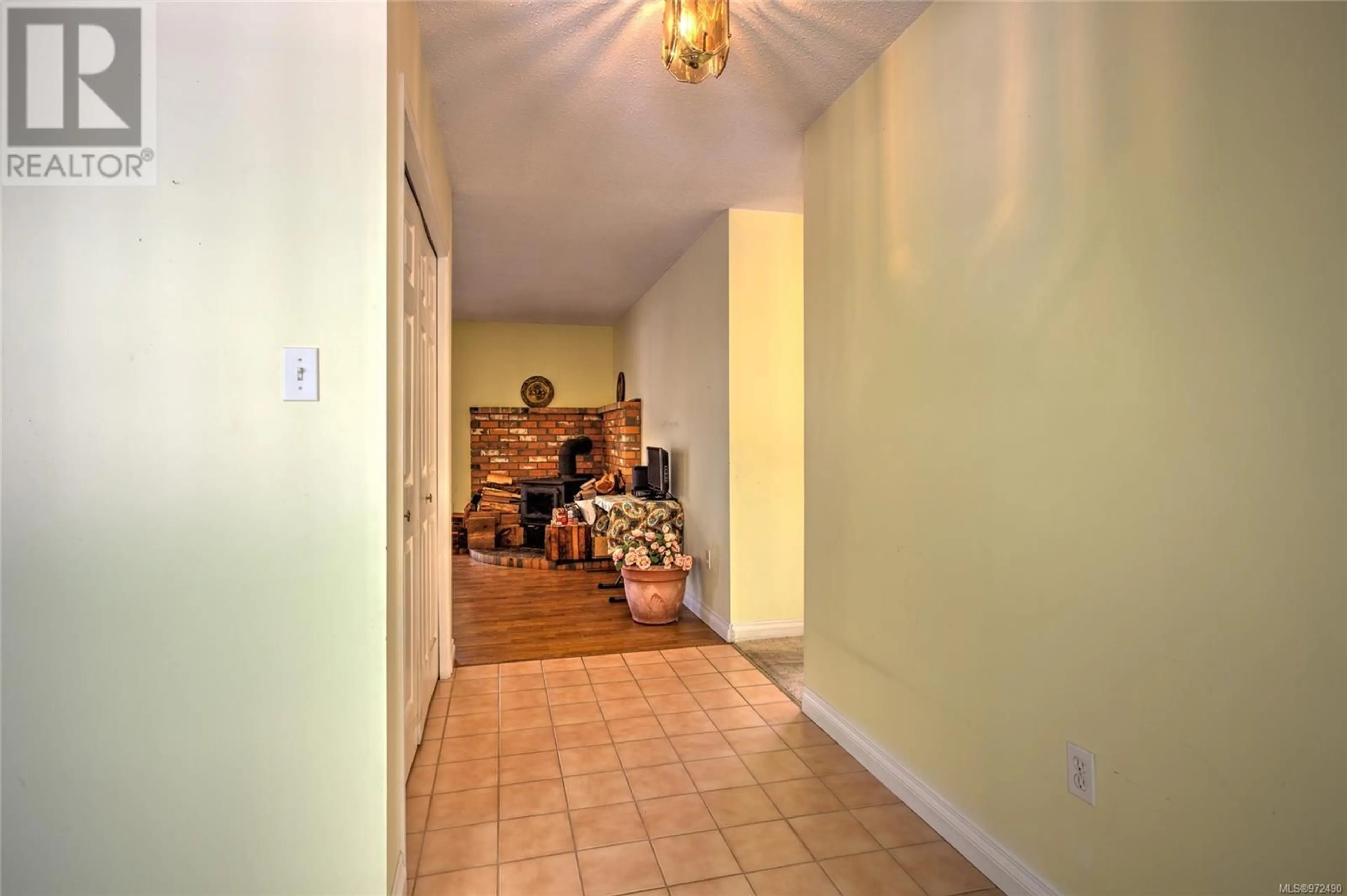 Indoor entryway for 3112 HENRY ROAD, Chemainus British Columbia V0R1K4