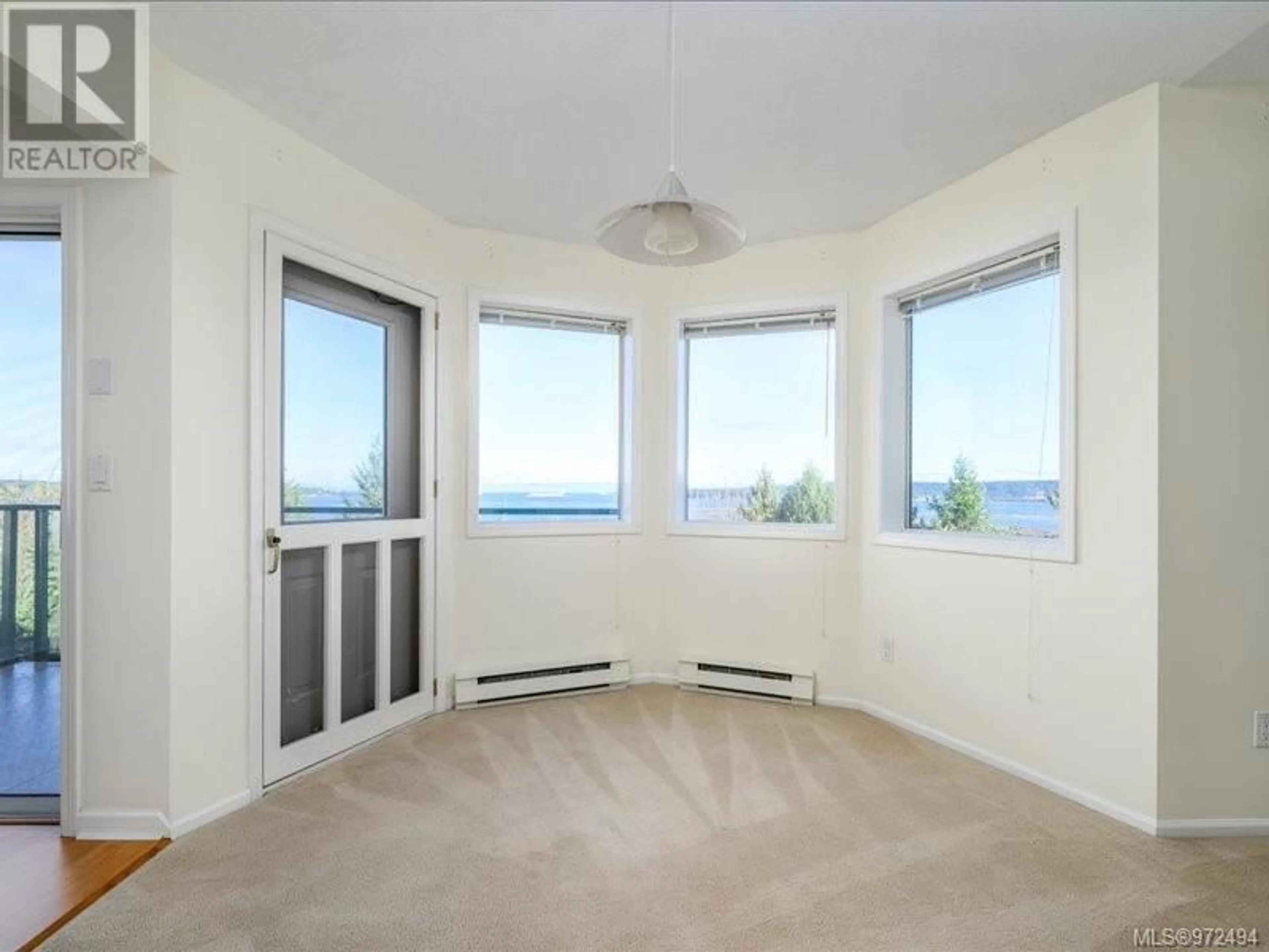 A pic of a room for 934 Highview Terr, Nanaimo British Columbia V9R6K5