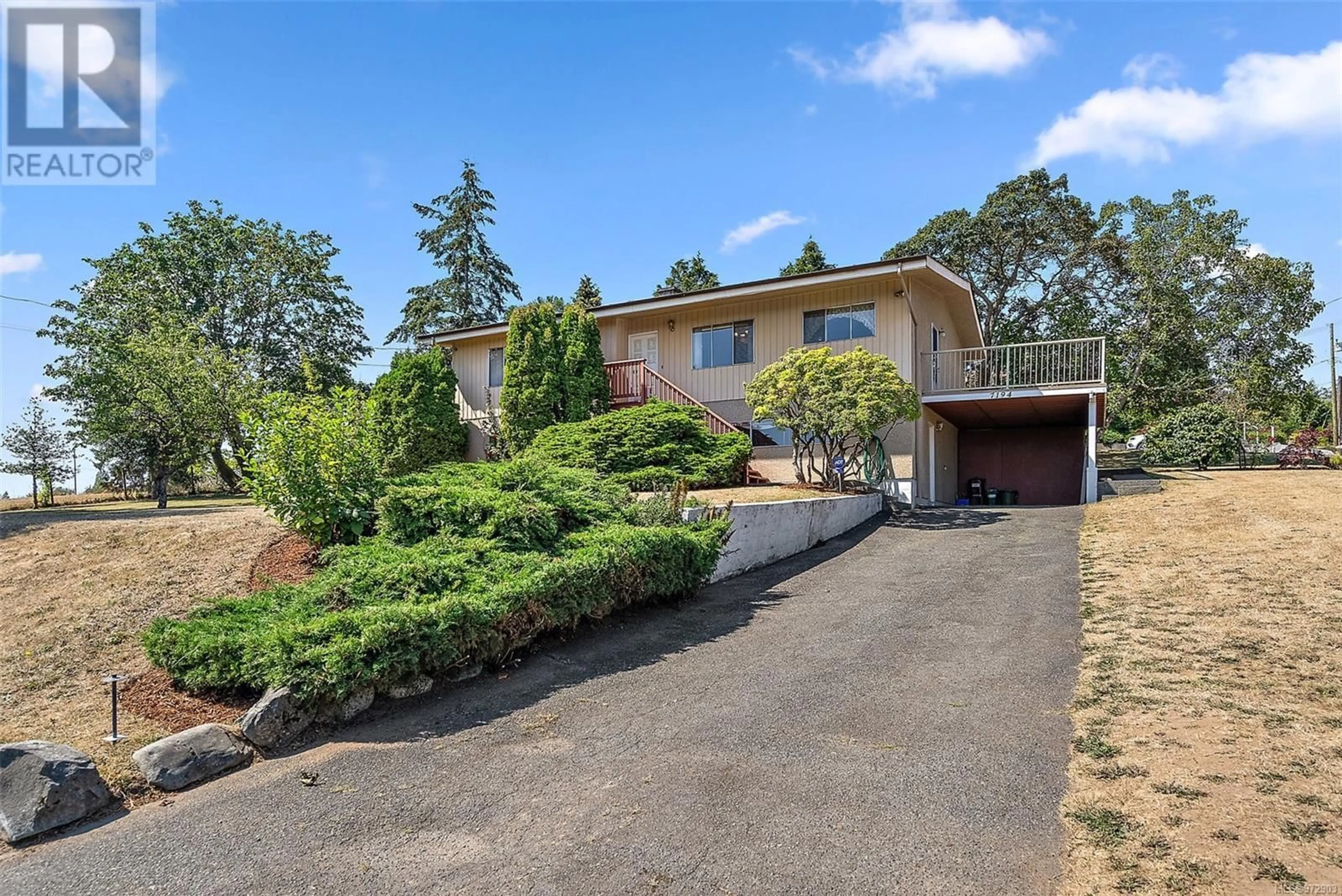 Outside view for 7194 Veyaness Rd, Central Saanich British Columbia V8M1M2