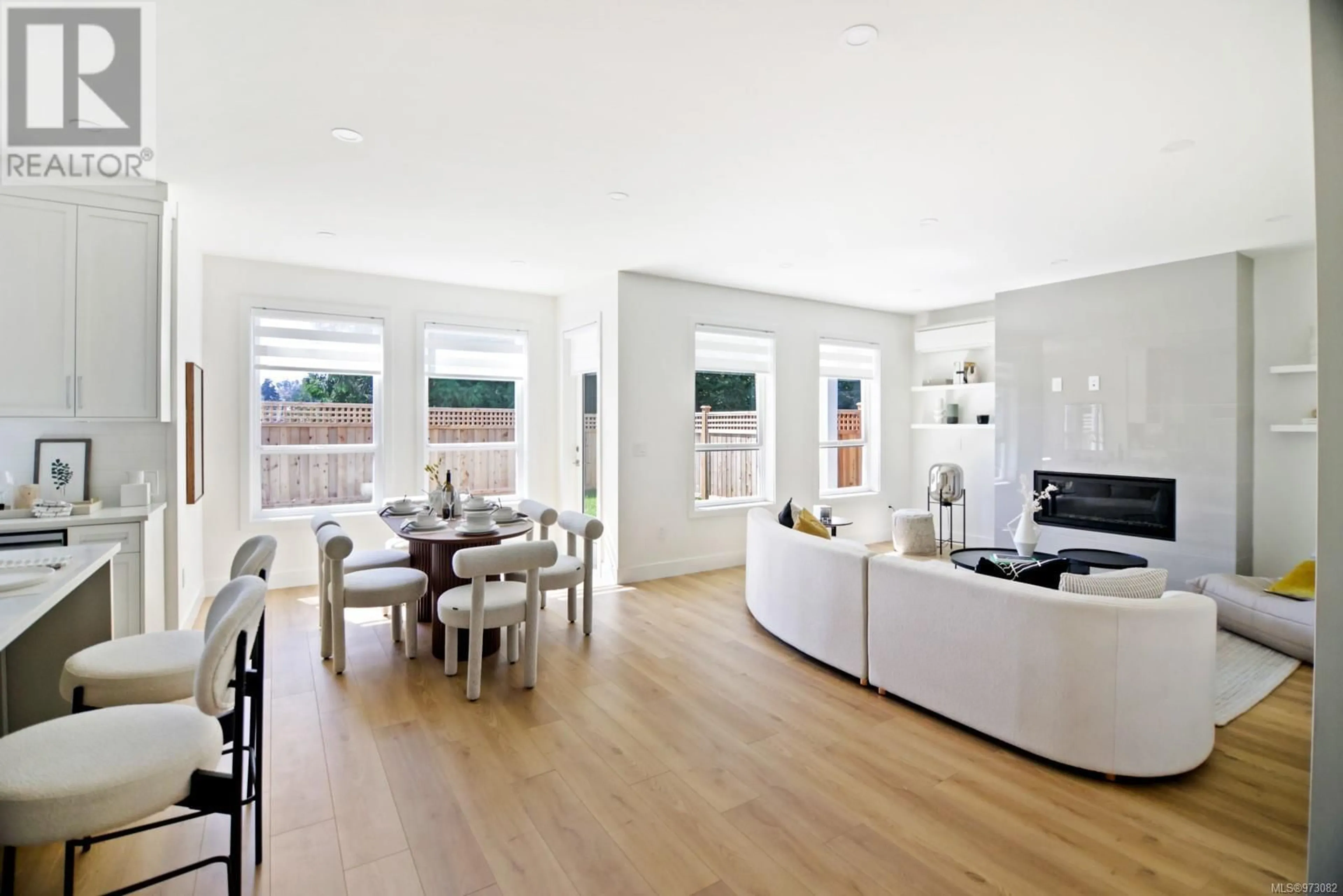 Living room, wood floors for 777 Harrier Way, Langford British Columbia V9B6Y6