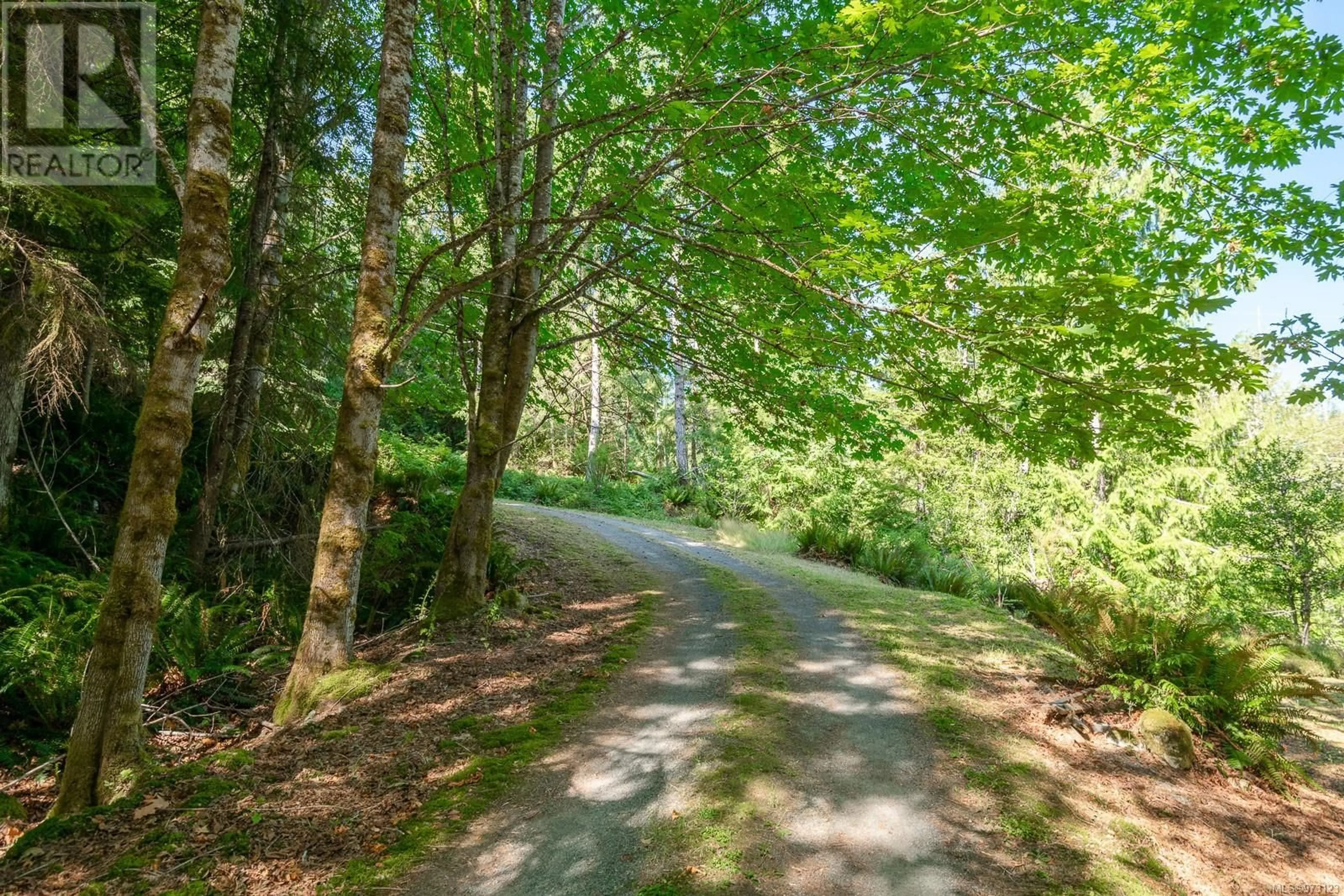 Patio, the street view for 6640 MCLEAN Rd, Lake Cowichan British Columbia V0R2G0