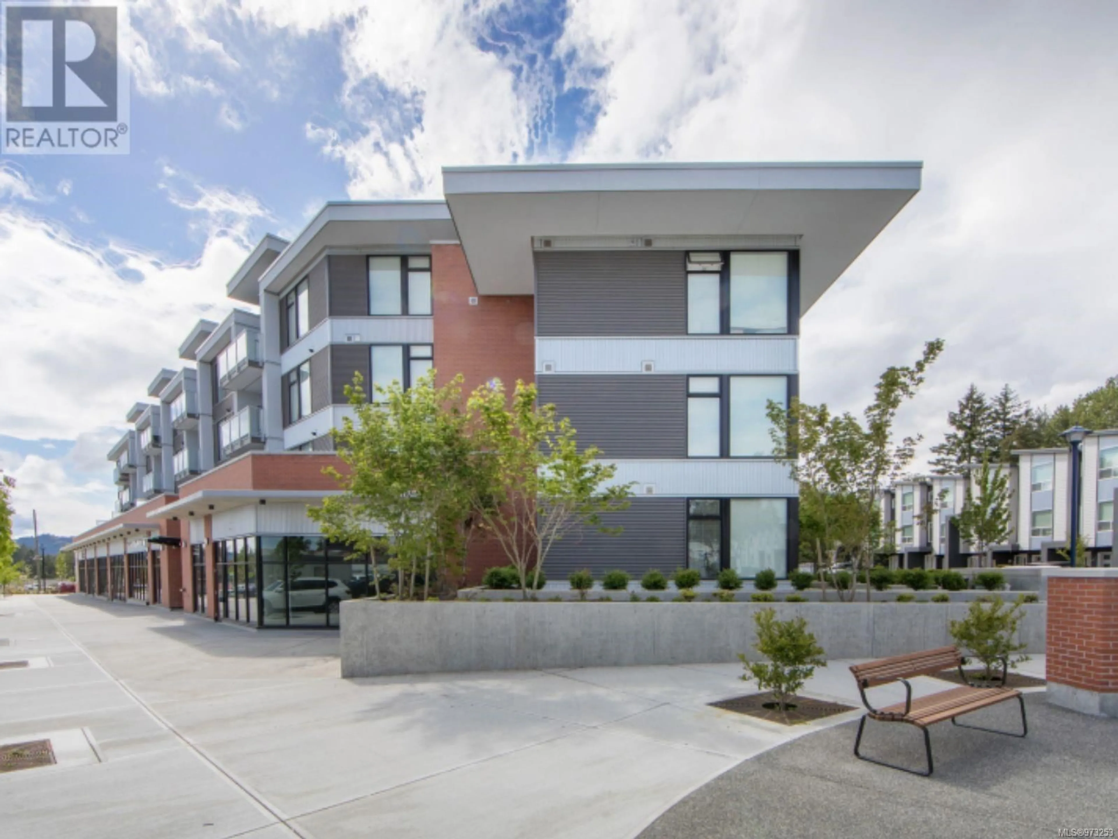 A pic from exterior of the house or condo, the front or back of building for 104 950 Whirlaway Cres, Langford British Columbia V9B6W6