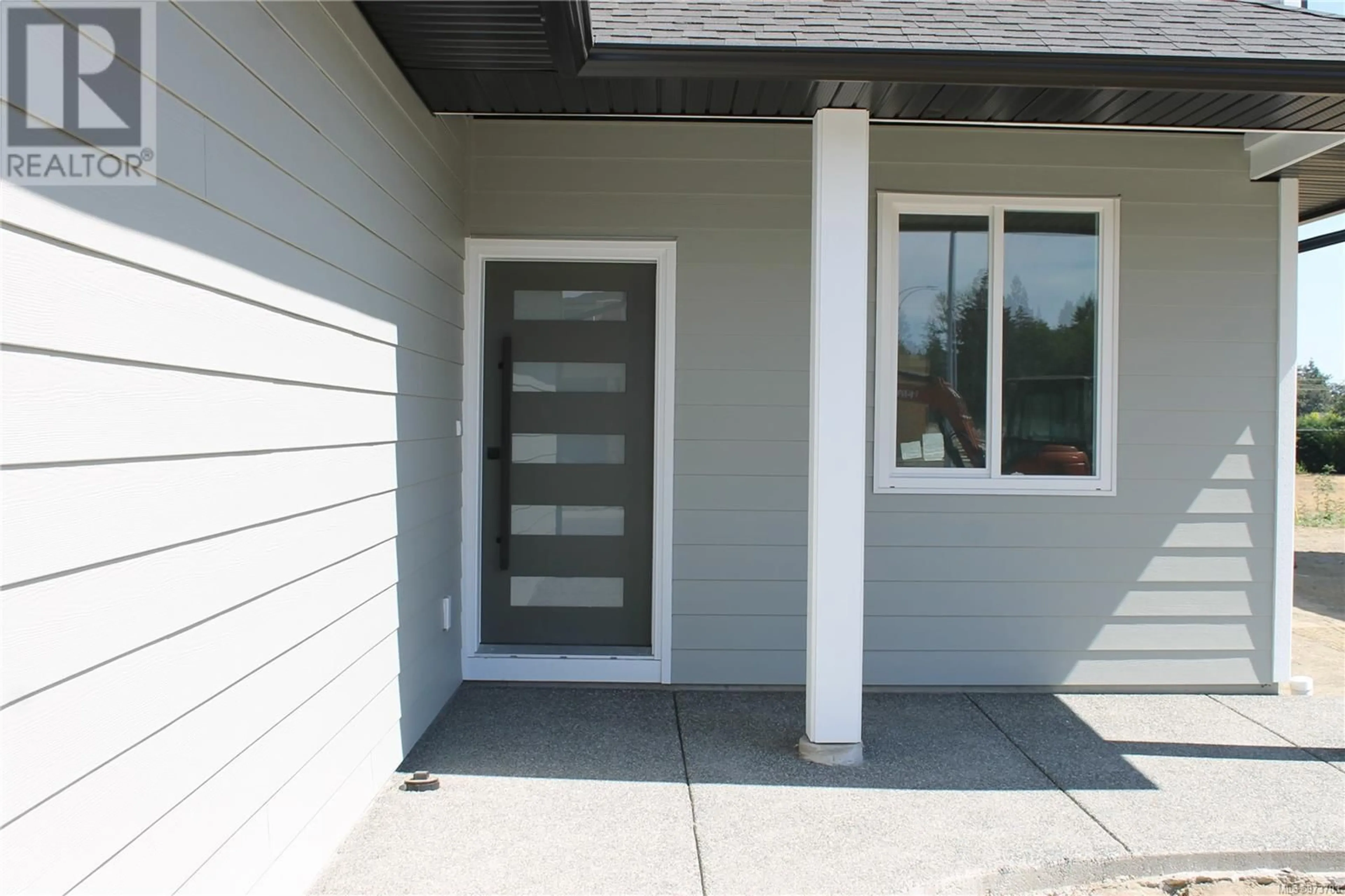 Home with vinyl exterior material for 4367 Bains Mill Rd, Duncan British Columbia V9L4C6