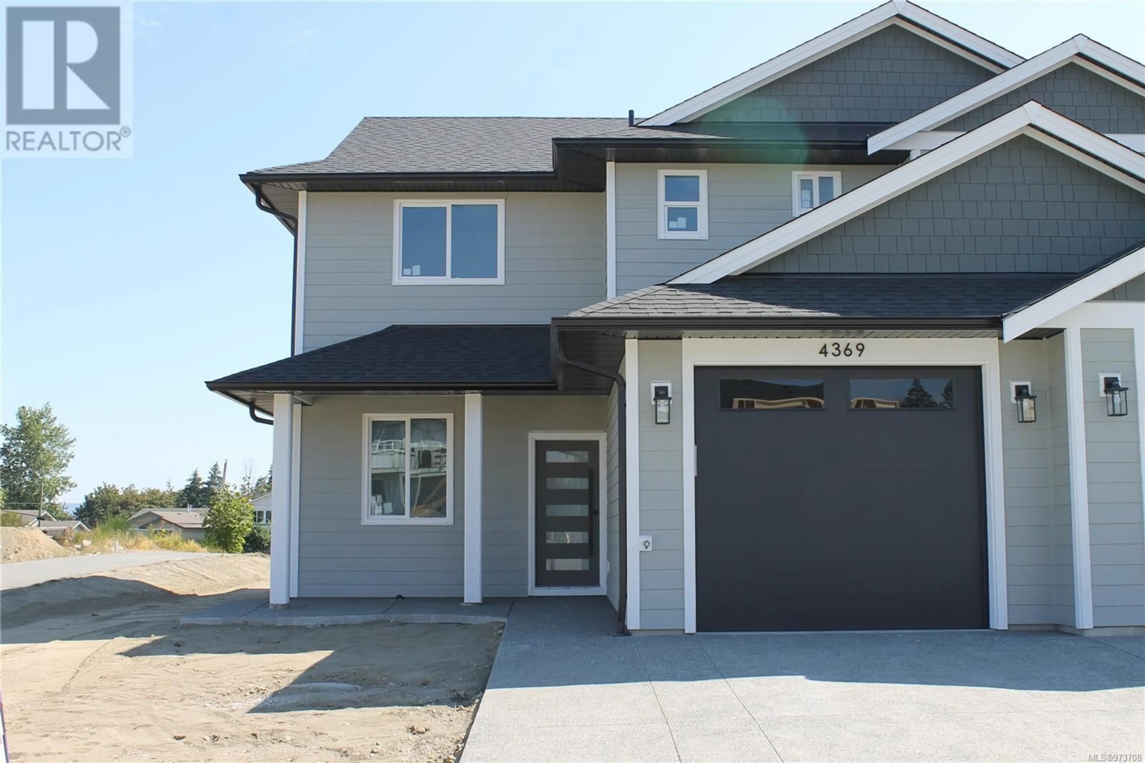 Home with vinyl exterior material, street for 4369 BAINS MILL ROAD, Duncan British Columbia V9L4C6
