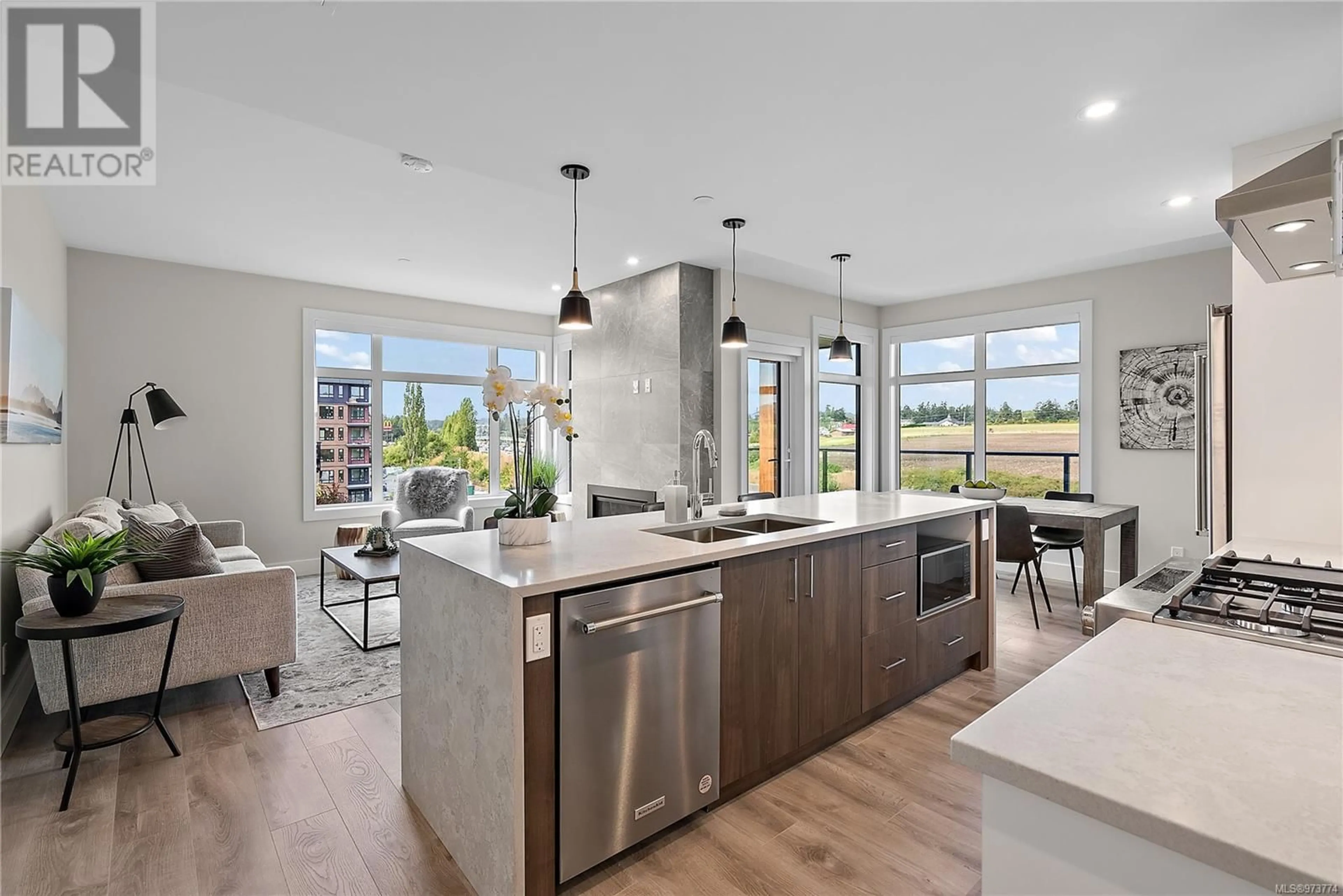 Contemporary kitchen for 201 2520 Hackett Cres, Central Saanich British Columbia V8M0B9