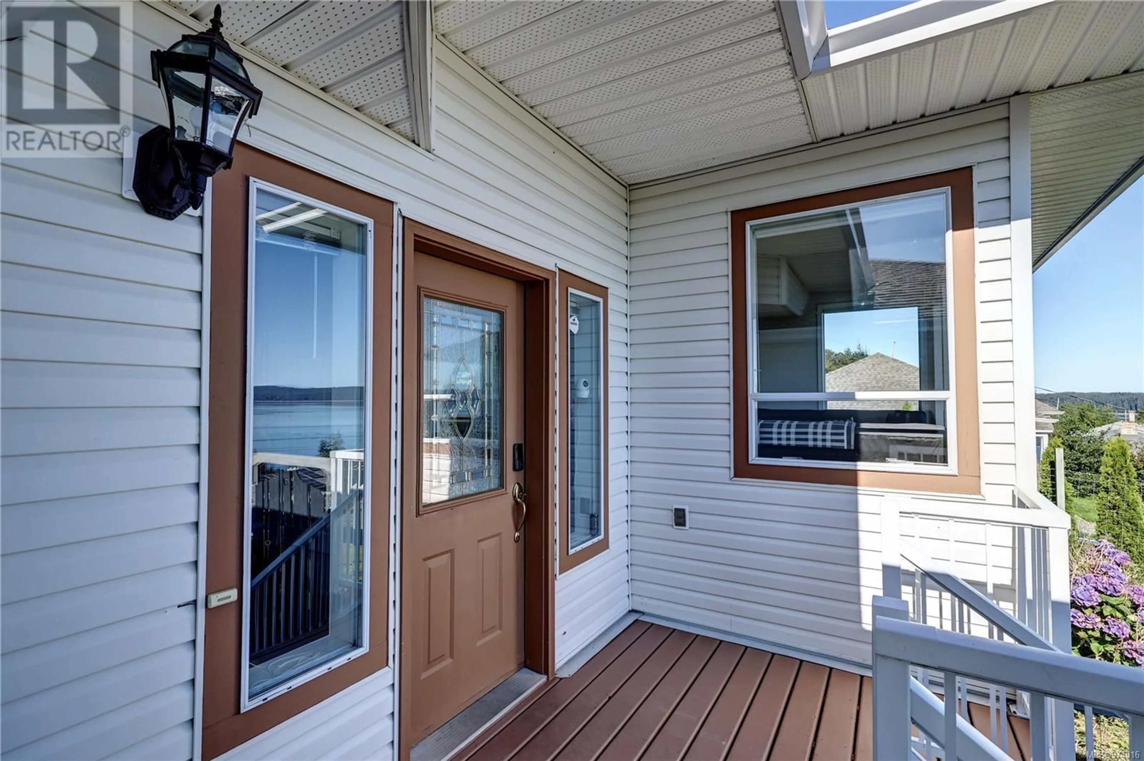 Indoor entryway for 2543 CARDENA CRESCENT, Port McNeill British Columbia V0N2R0