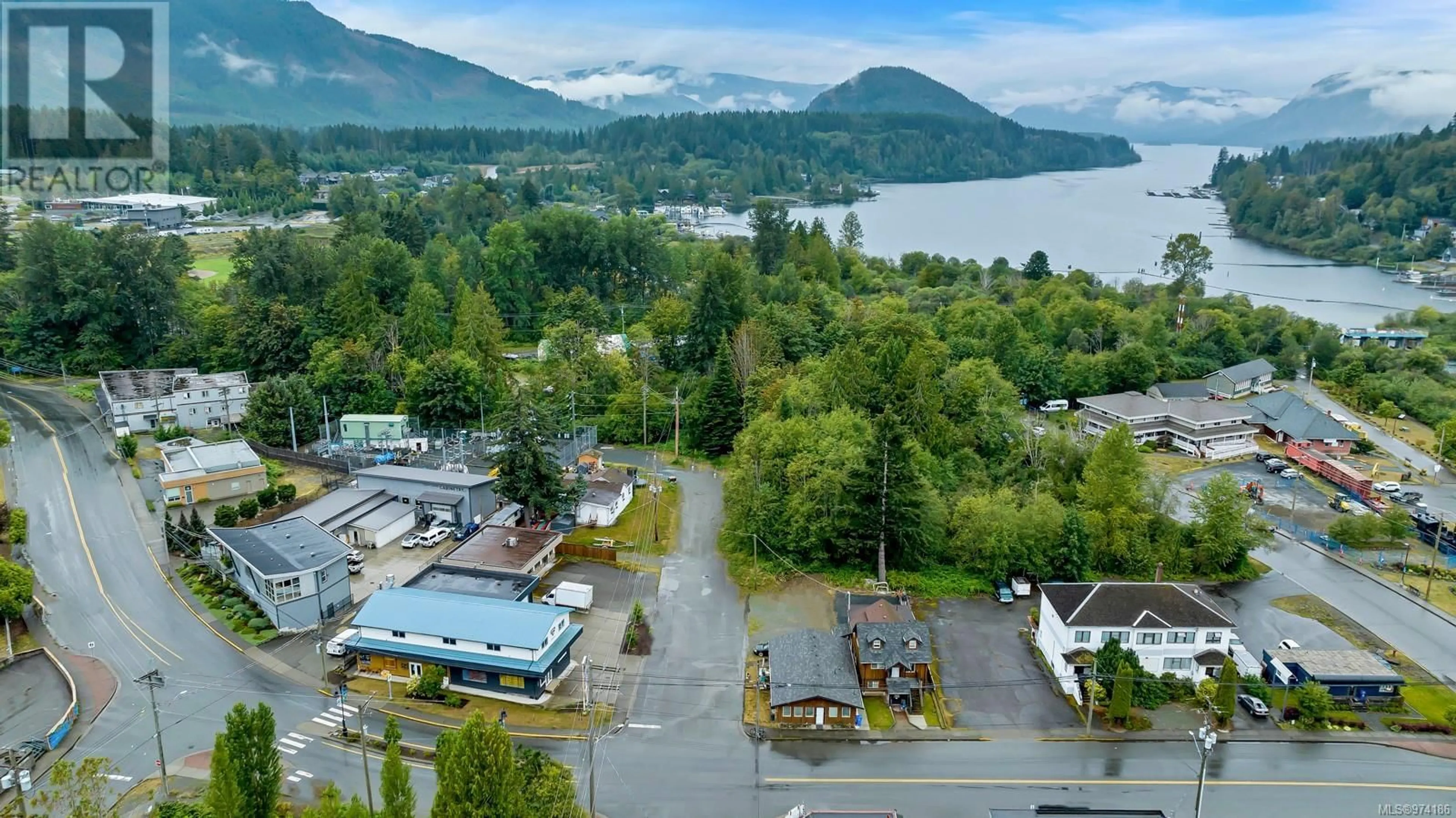 A pic from outside/outdoor area/front of a property/back of a property/a pic from drone, water/lake/river/ocean view for 161 South Shore Rd, Lake Cowichan British Columbia V0R2G0