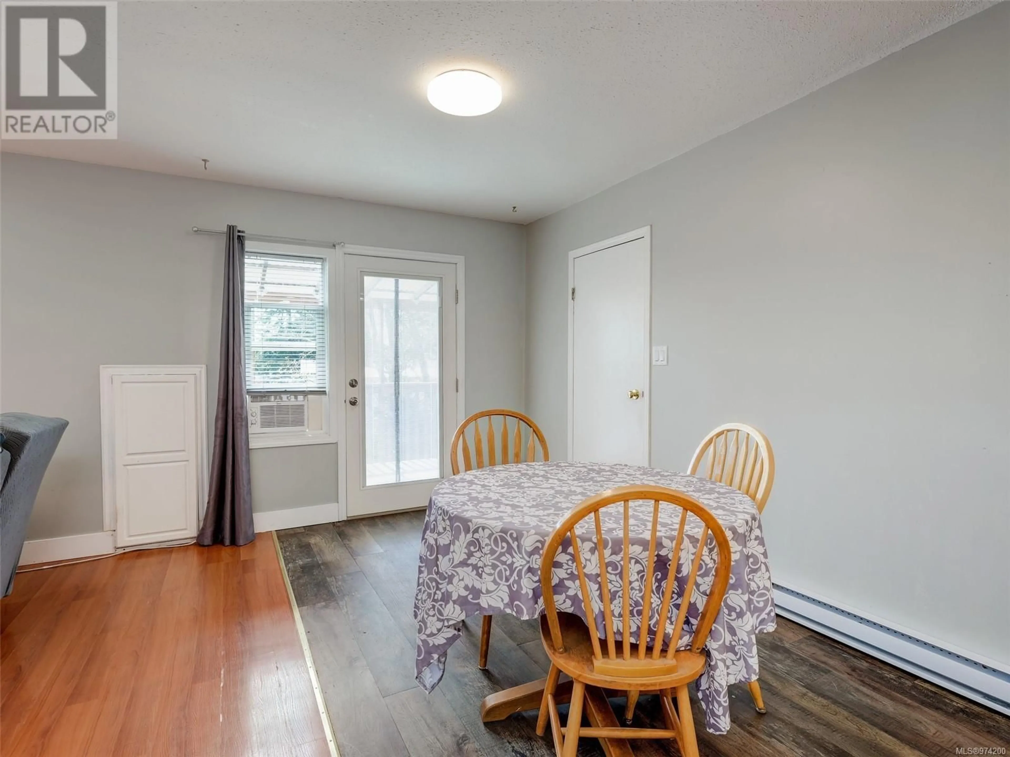 Dining room, wood floors, cottage for 6943 Grant Rd W, Sooke British Columbia V9Z0P4