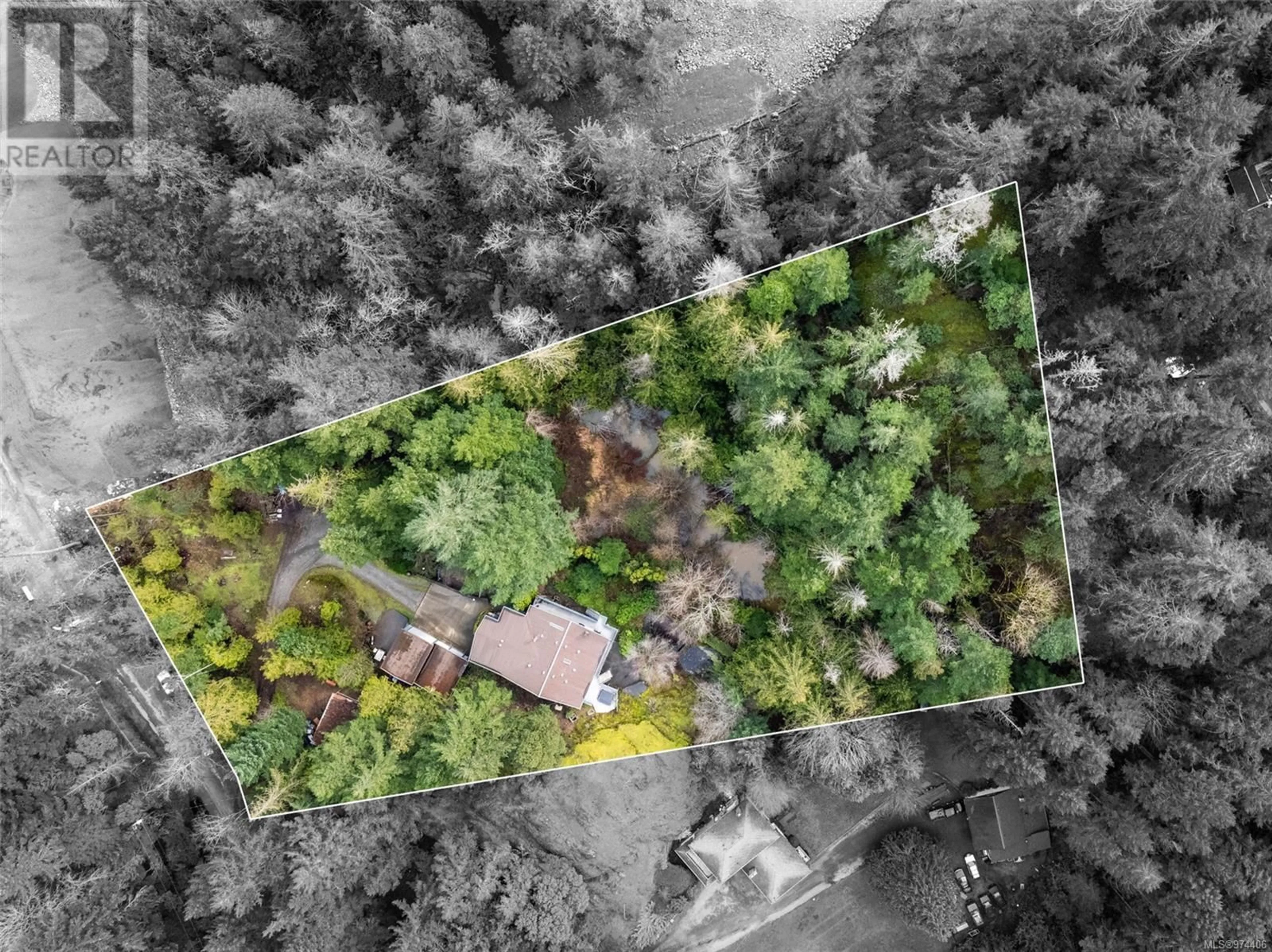 A pic from outside/outdoor area/front of a property/back of a property/a pic from drone, forest/trees view for 791 Gwendolynn Dr, Langford British Columbia V9C3X2