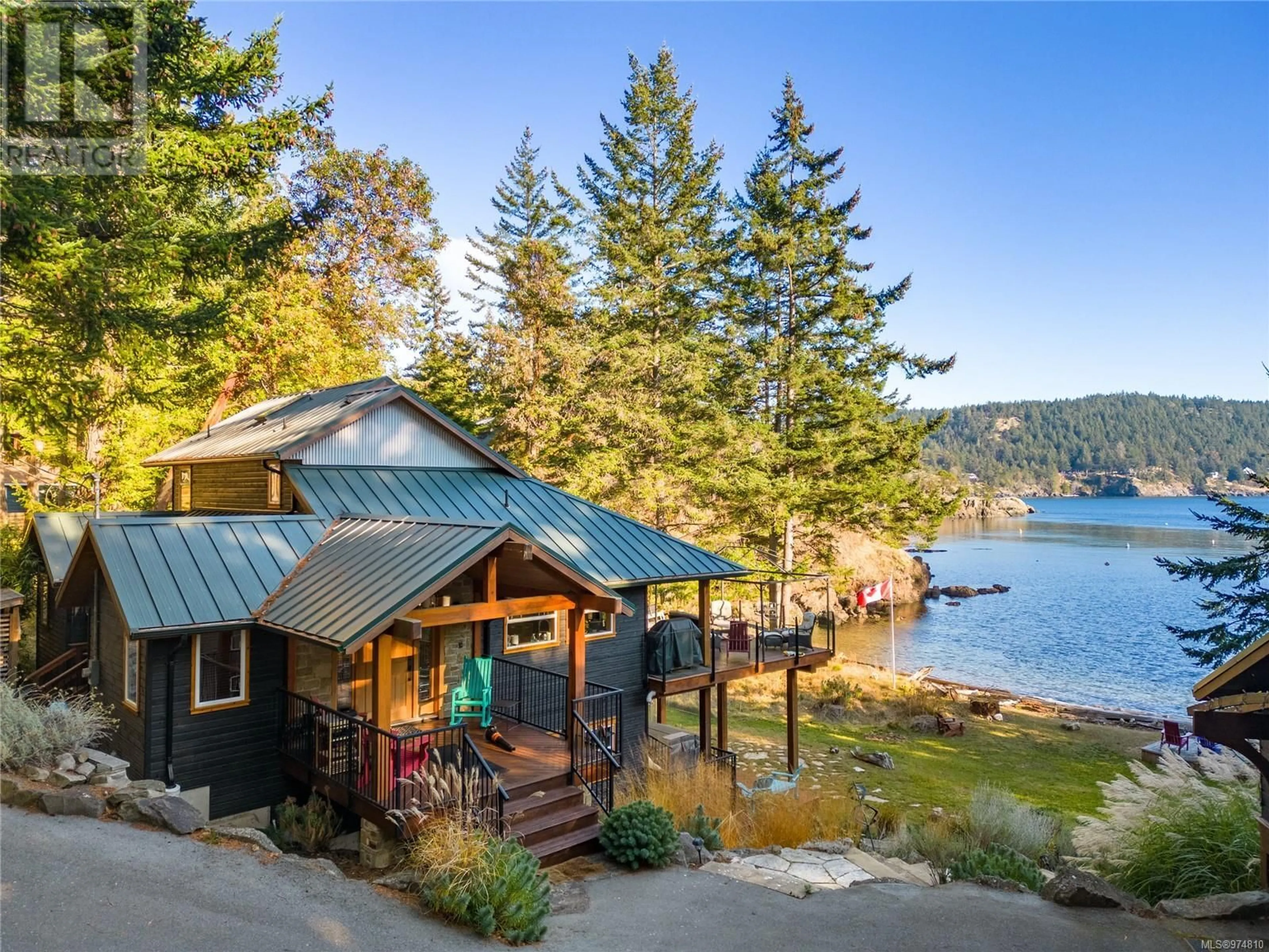 Patio, cottage for 7942 Plumper Way, Pender Island British Columbia V0N2M2