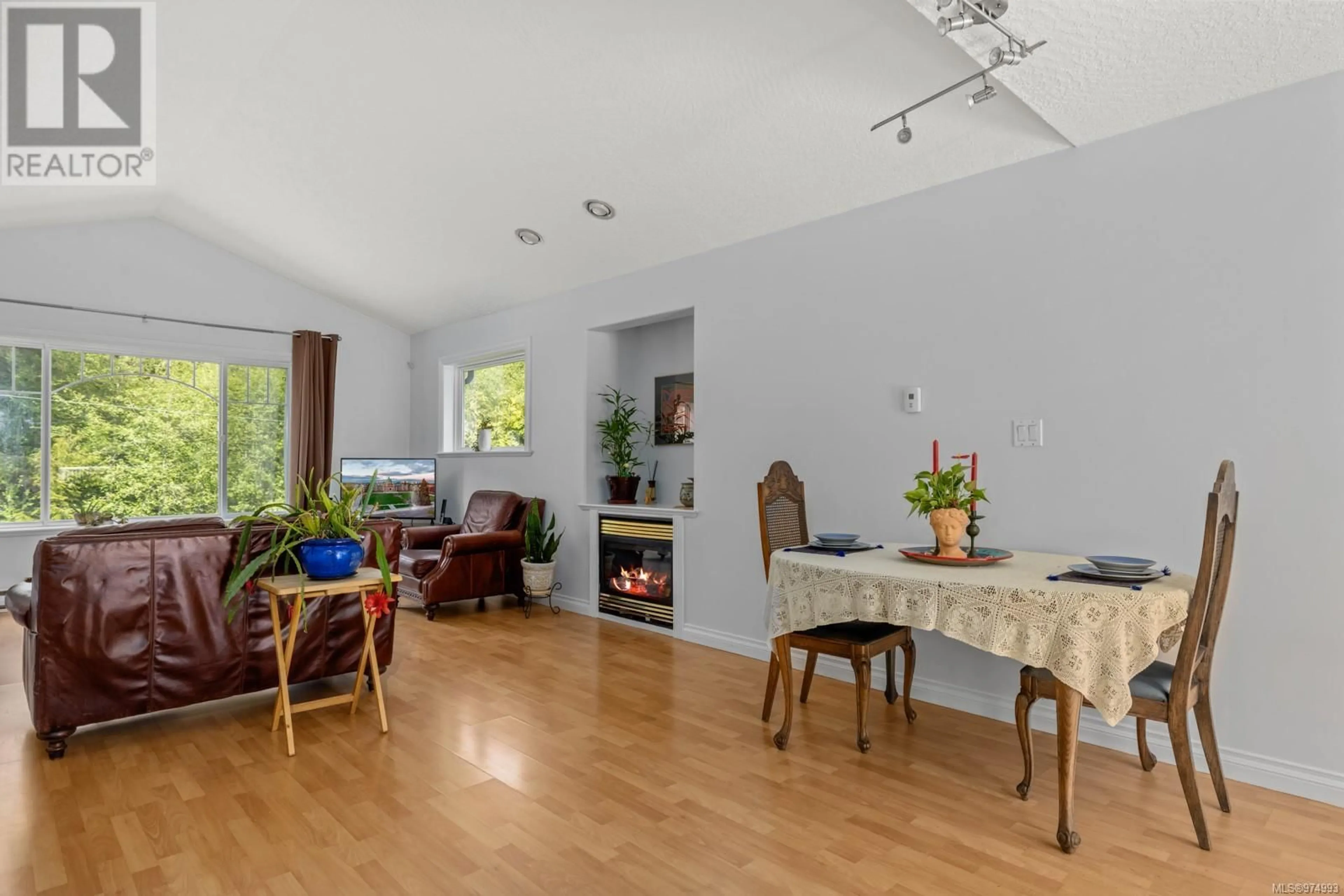 Living room, wood floors for 7141 Wright Rd, Sooke British Columbia V0S1N0