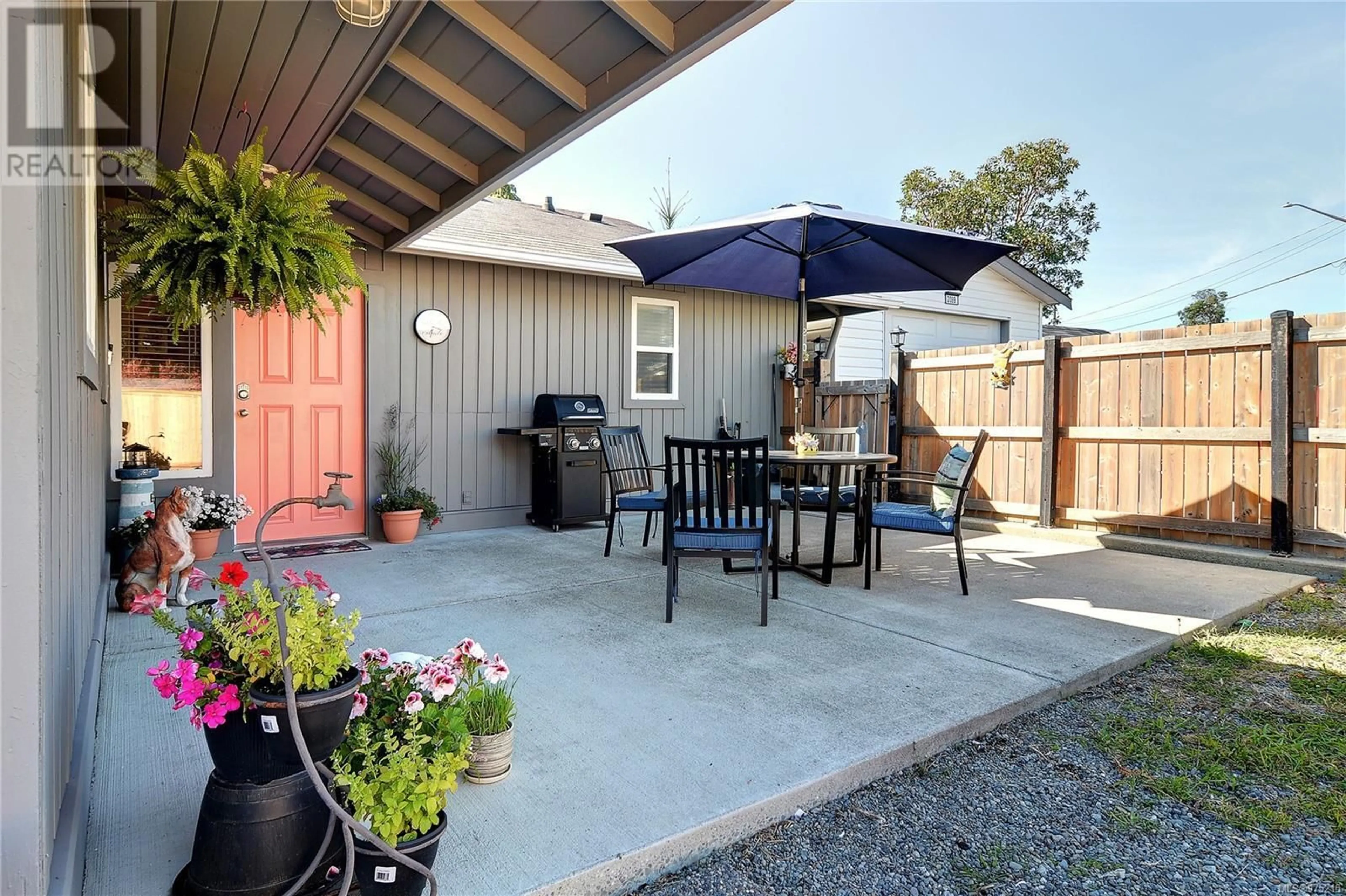 Patio for 2099 Lark Cres, Nanaimo British Columbia V9S5J7