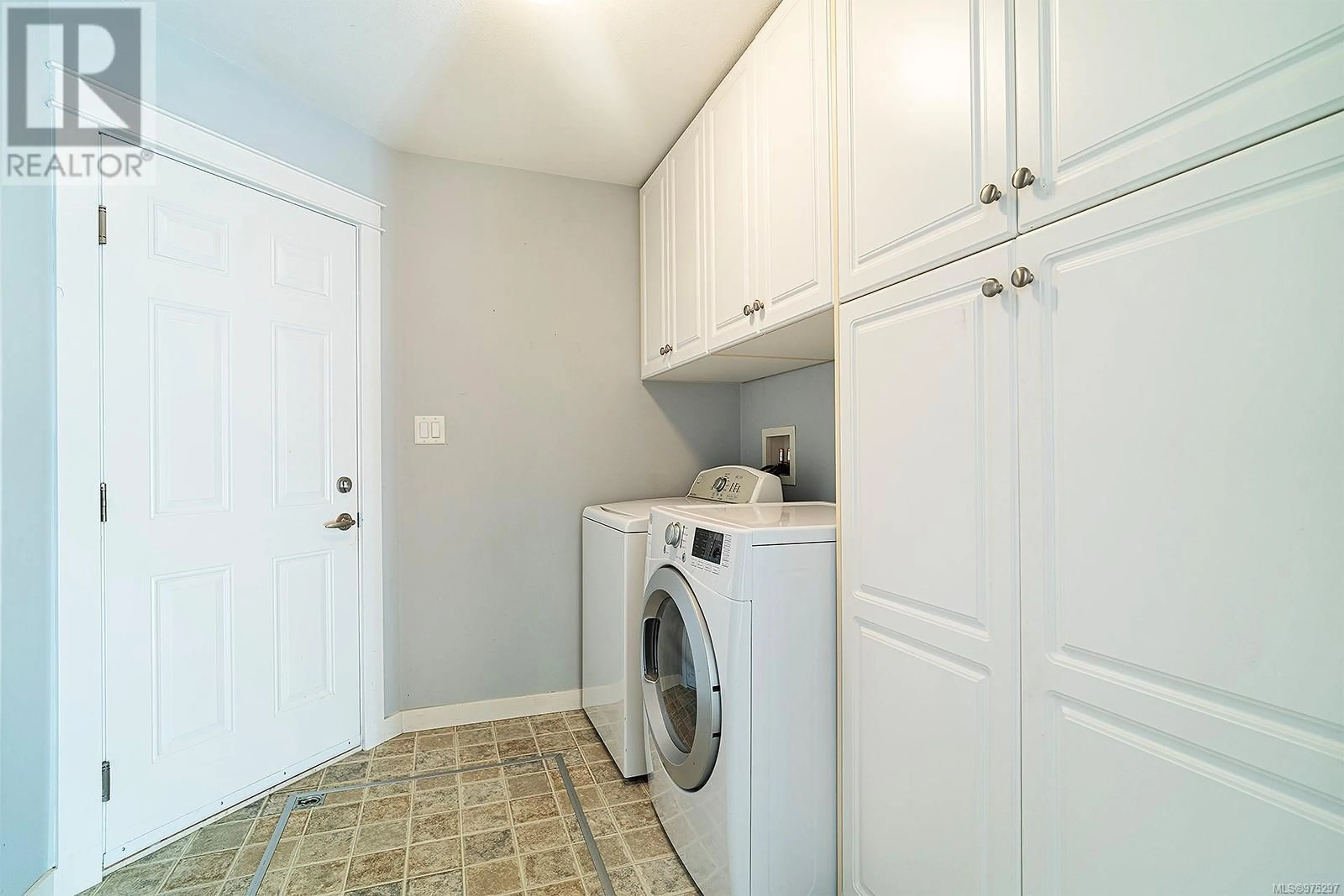 Laundry room for 428 Day Pl, Parksville British Columbia V9P1Z6