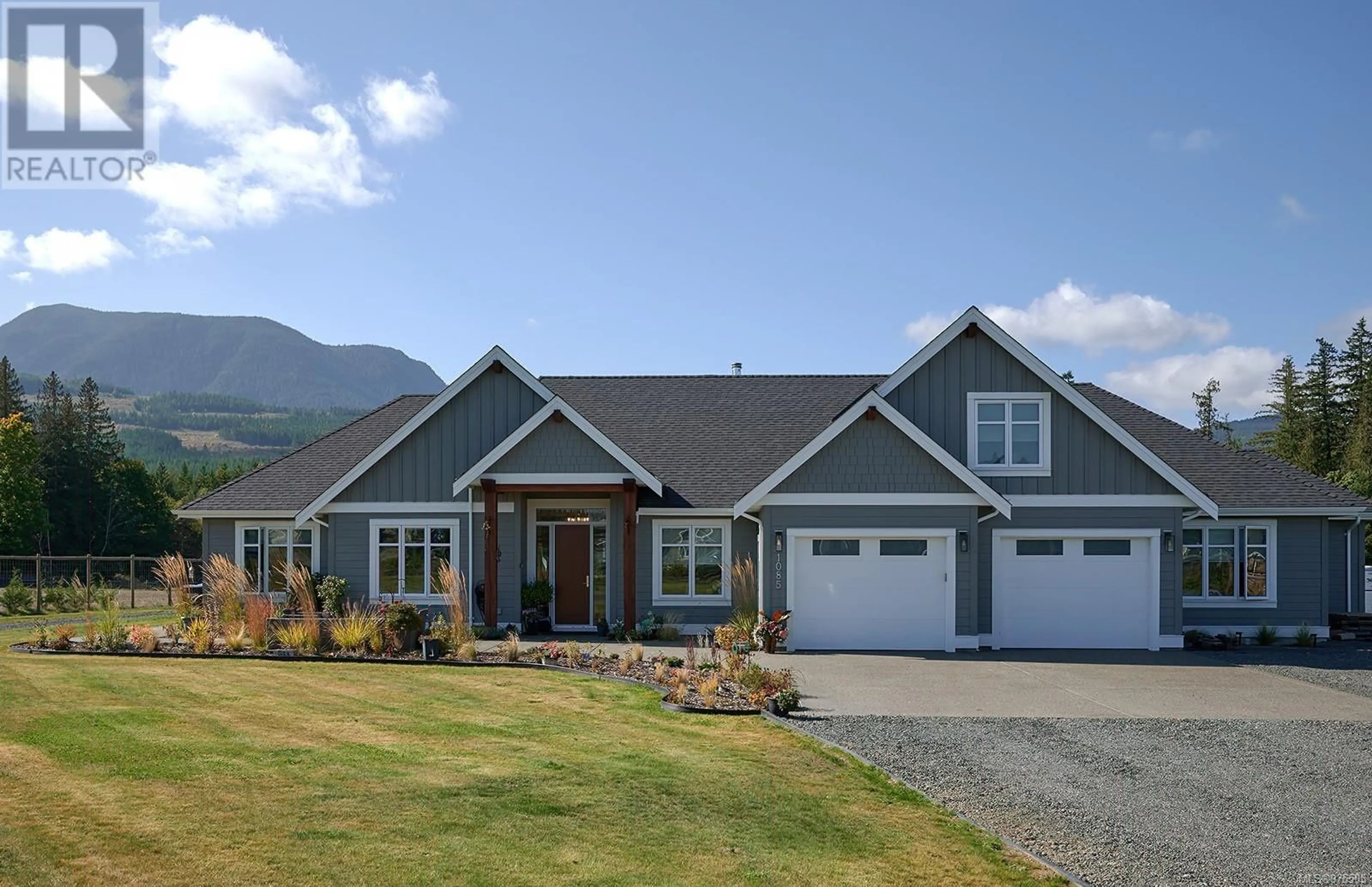 Home with vinyl exterior material for 1085 Alpine View Pl, Whiskey Creek British Columbia V9K1V6