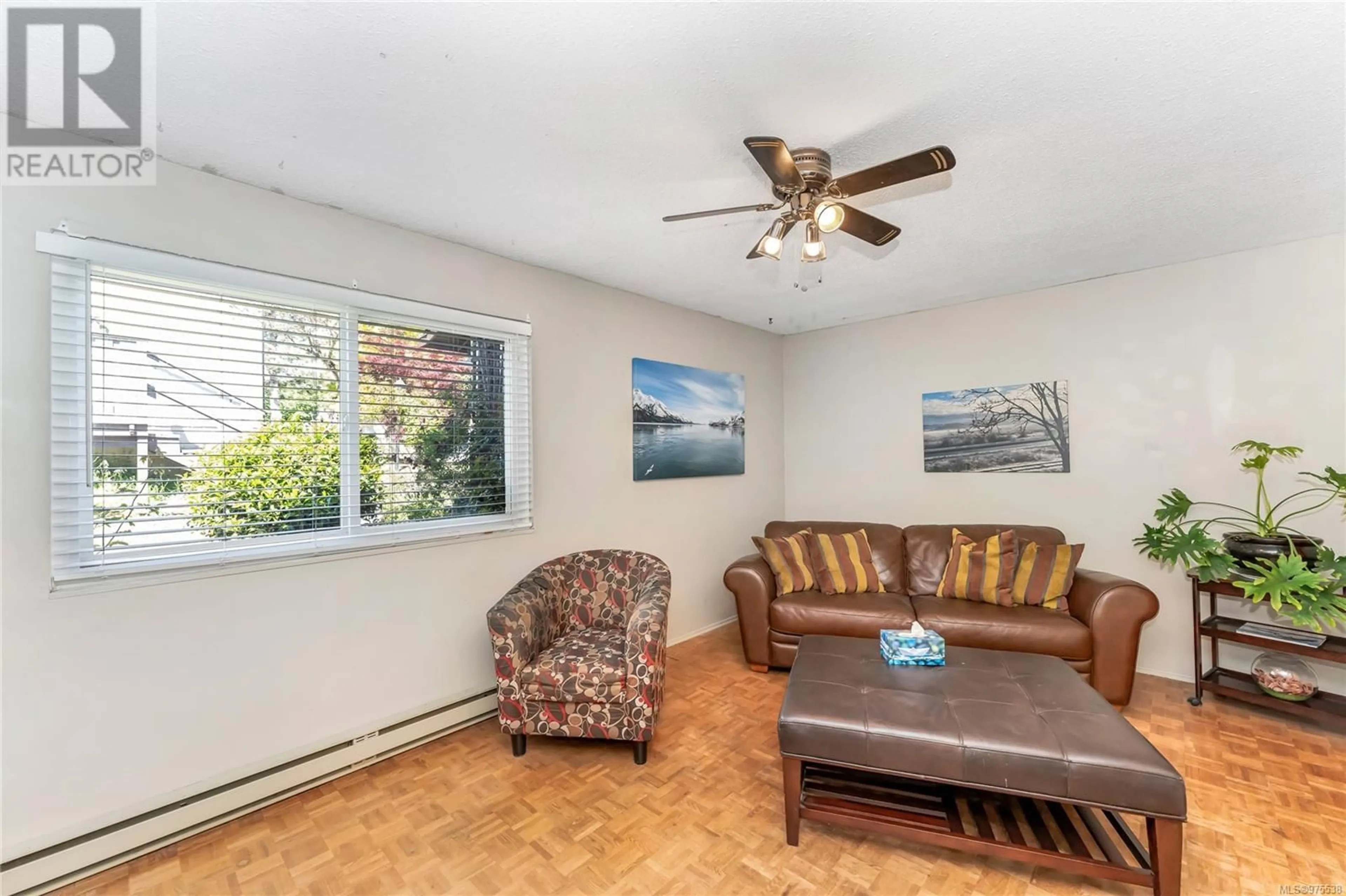 Living room, wood floors for 2 6172 Alington Rd, Duncan British Columbia V9L2E9