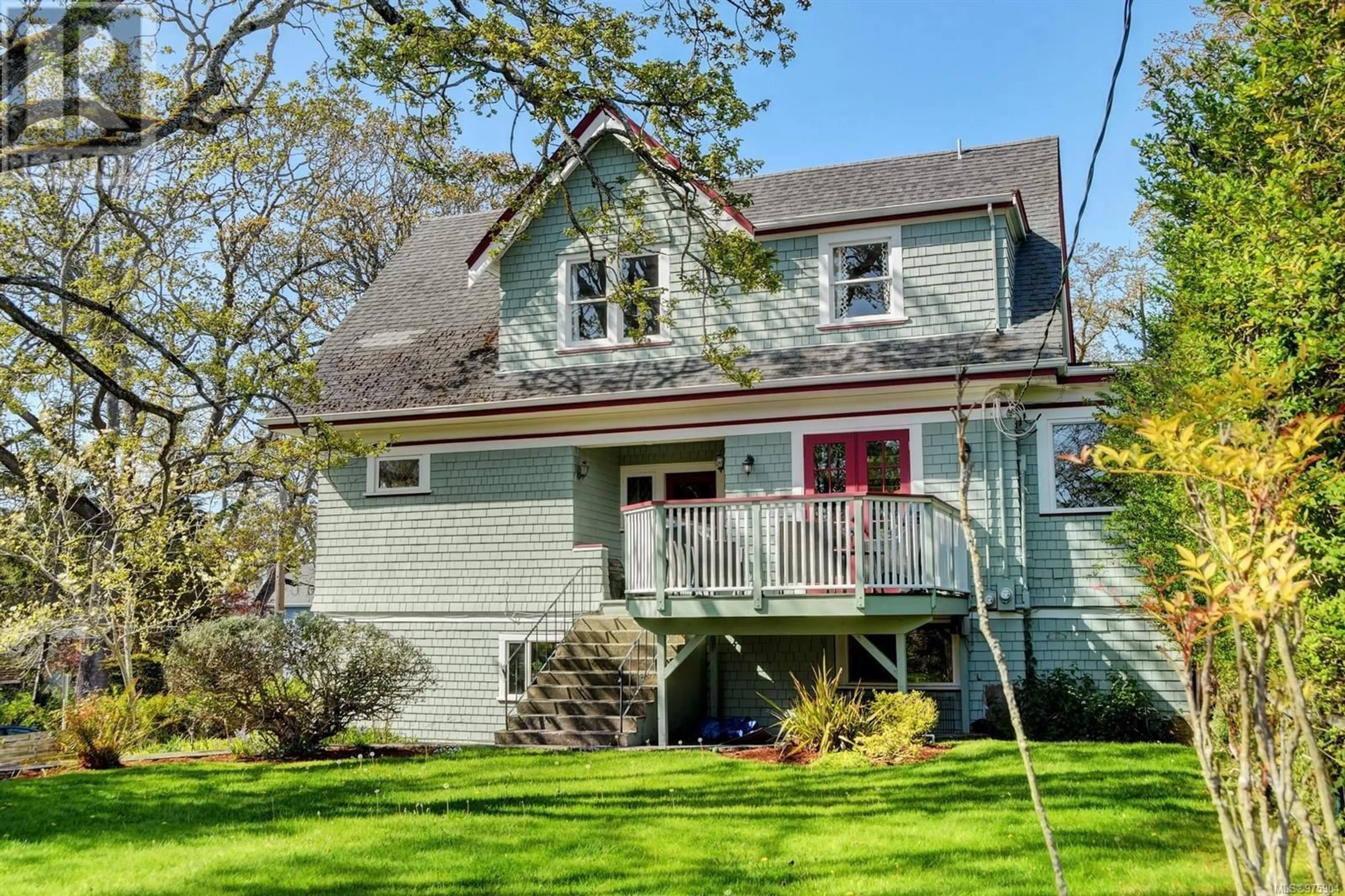 Frontside or backside of a home, cottage for 1003 Davie St, Victoria British Columbia V8S4E2