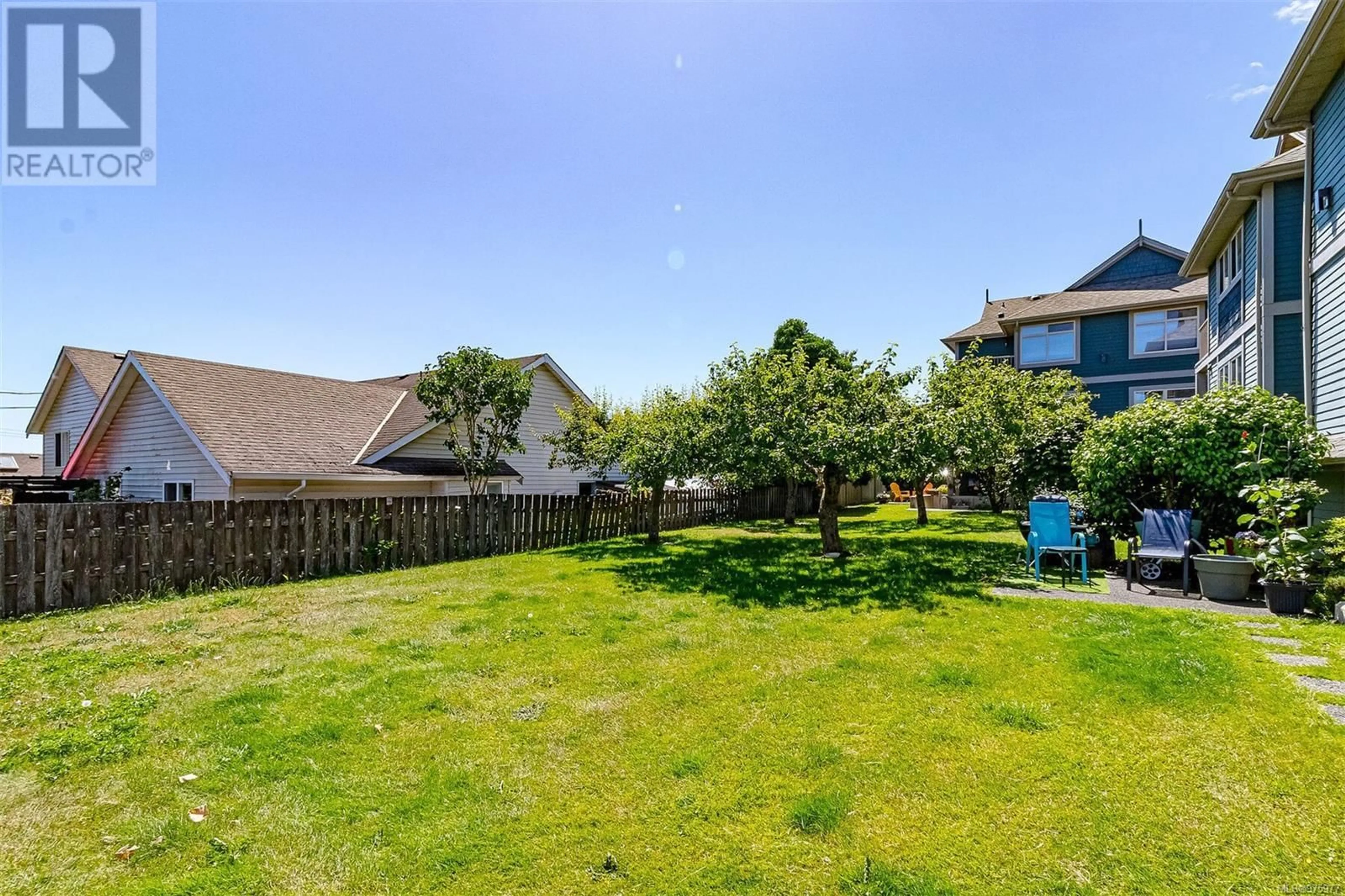 Patio, the fenced backyard for 203C 2951 Oak St, Chemainus British Columbia V0R1K1