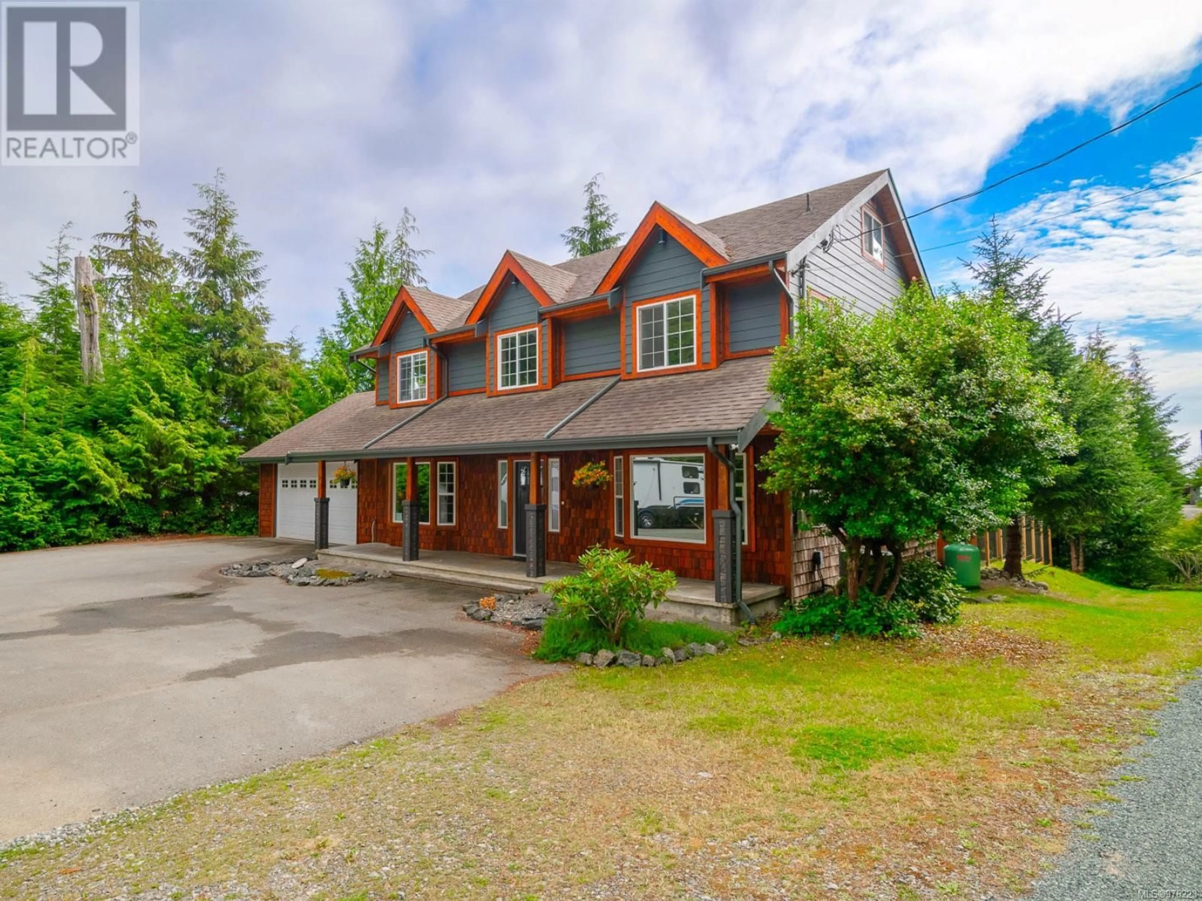 Frontside or backside of a home for 398 Marine Dr, Ucluelet British Columbia V0R3A0