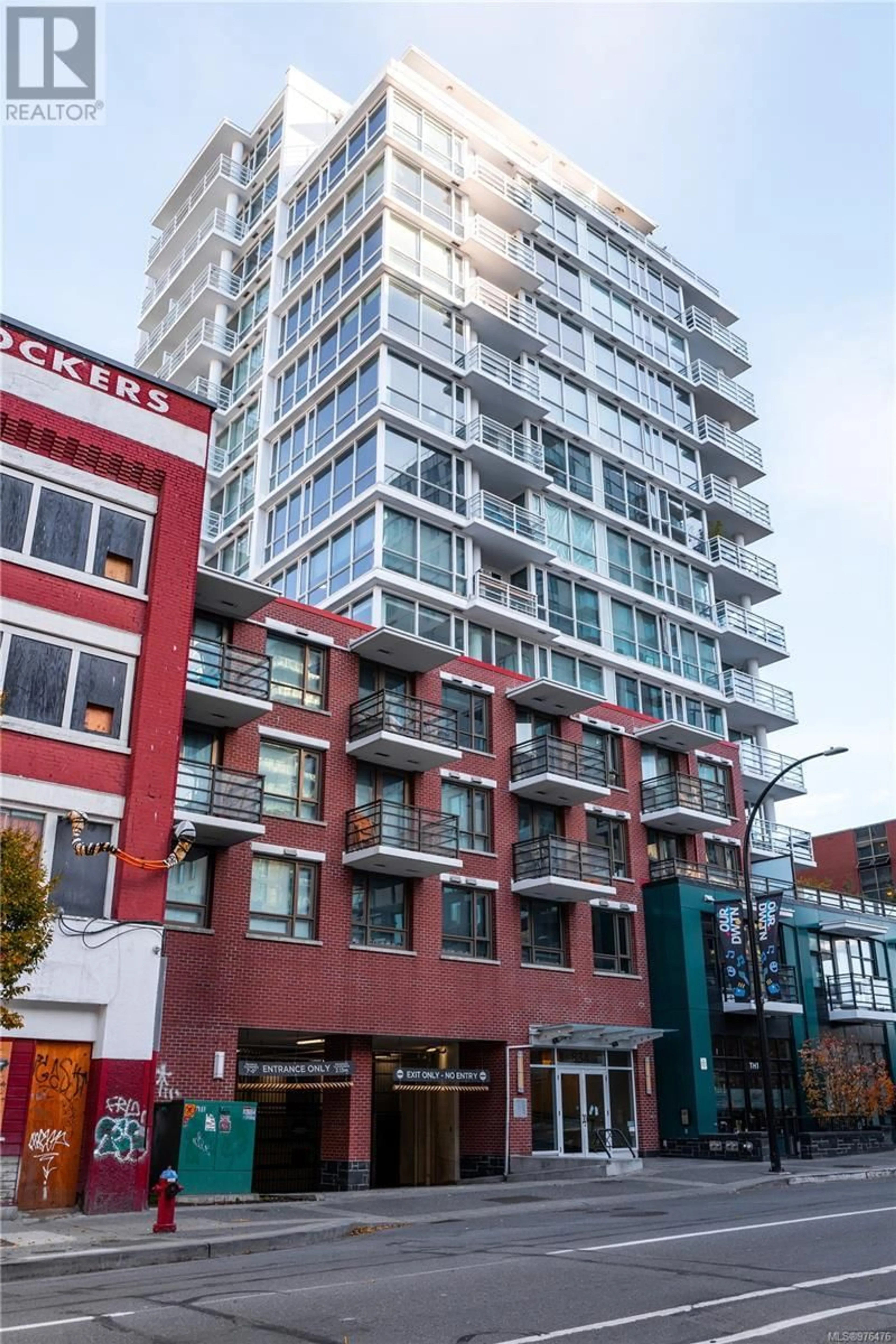 A pic from exterior of the house or condo, the front or back of building for 501 834 Johnson St, Victoria British Columbia V8W1N3