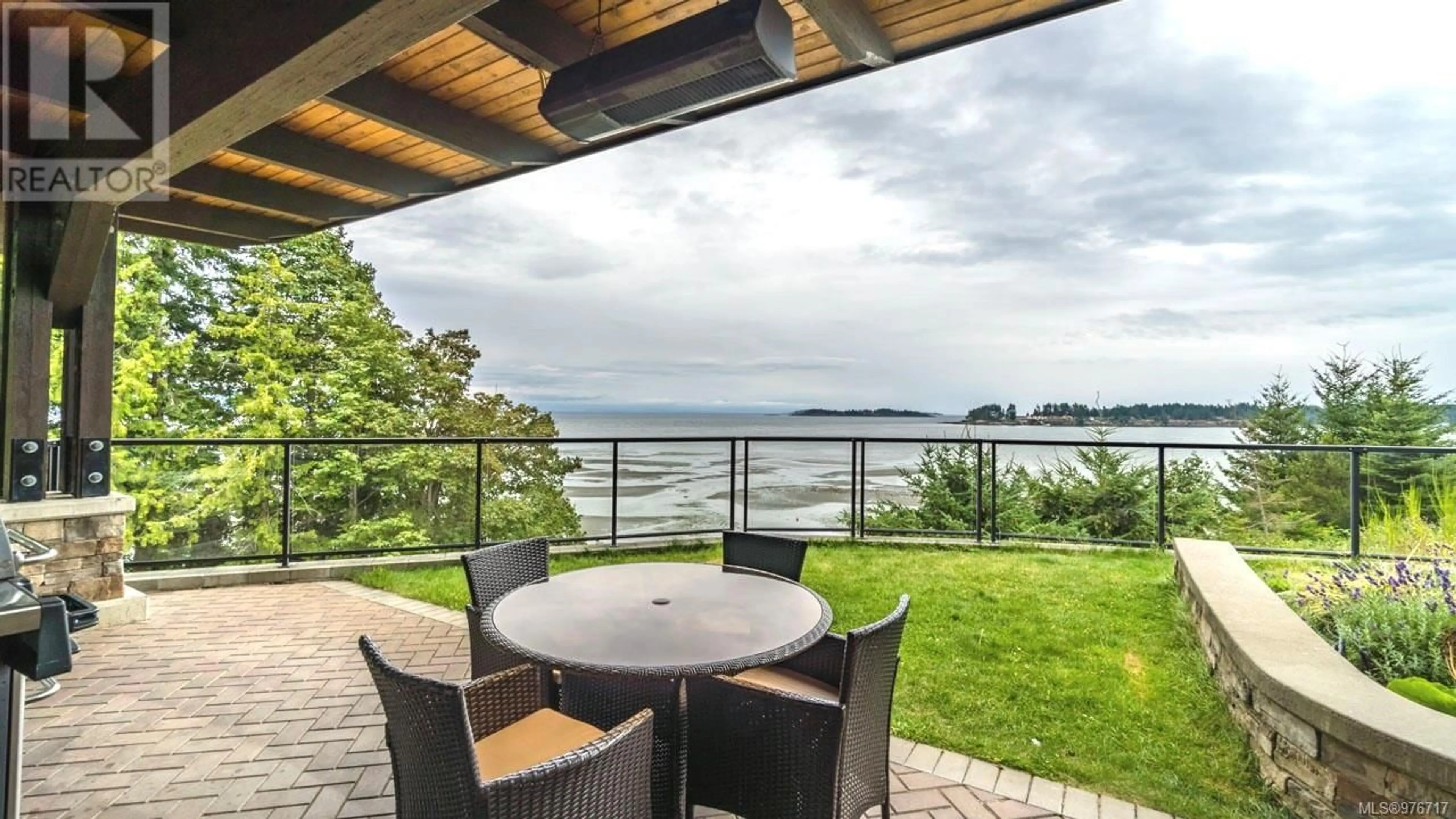 Patio, cottage for 1111-SA2 1175 Resort Dr, Parksville British Columbia V9P2E3