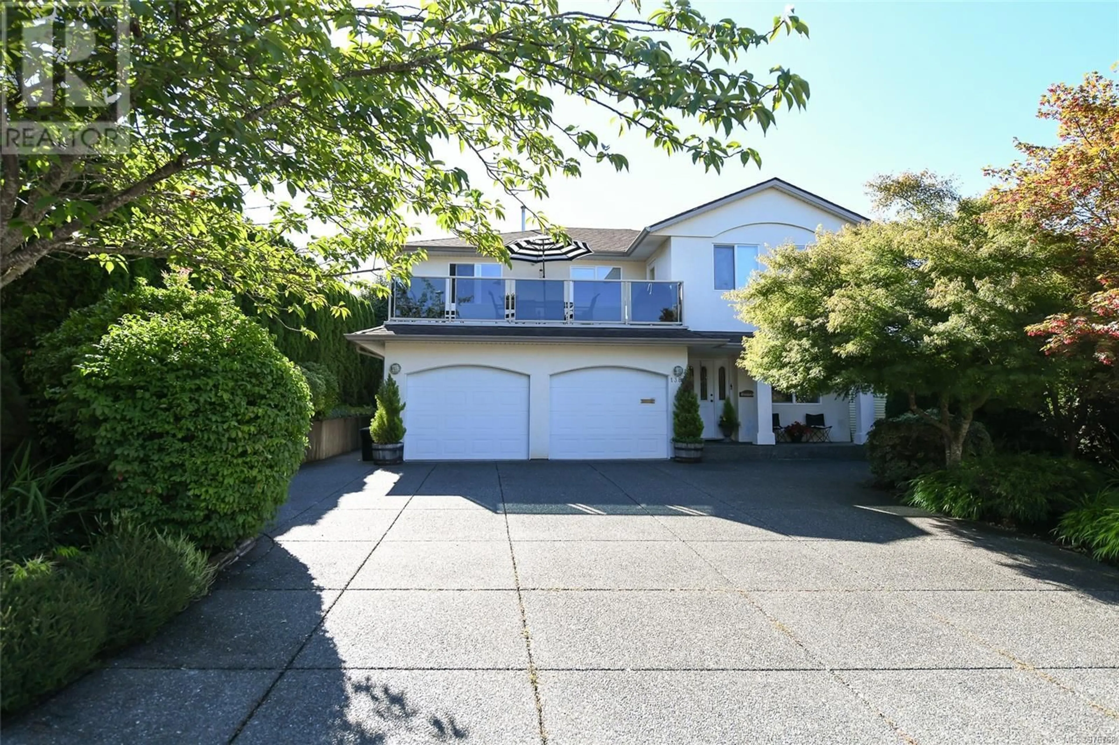 Frontside or backside of a home, the street view for 1380 Pheasant Pl, Courtenay British Columbia V9N8N2