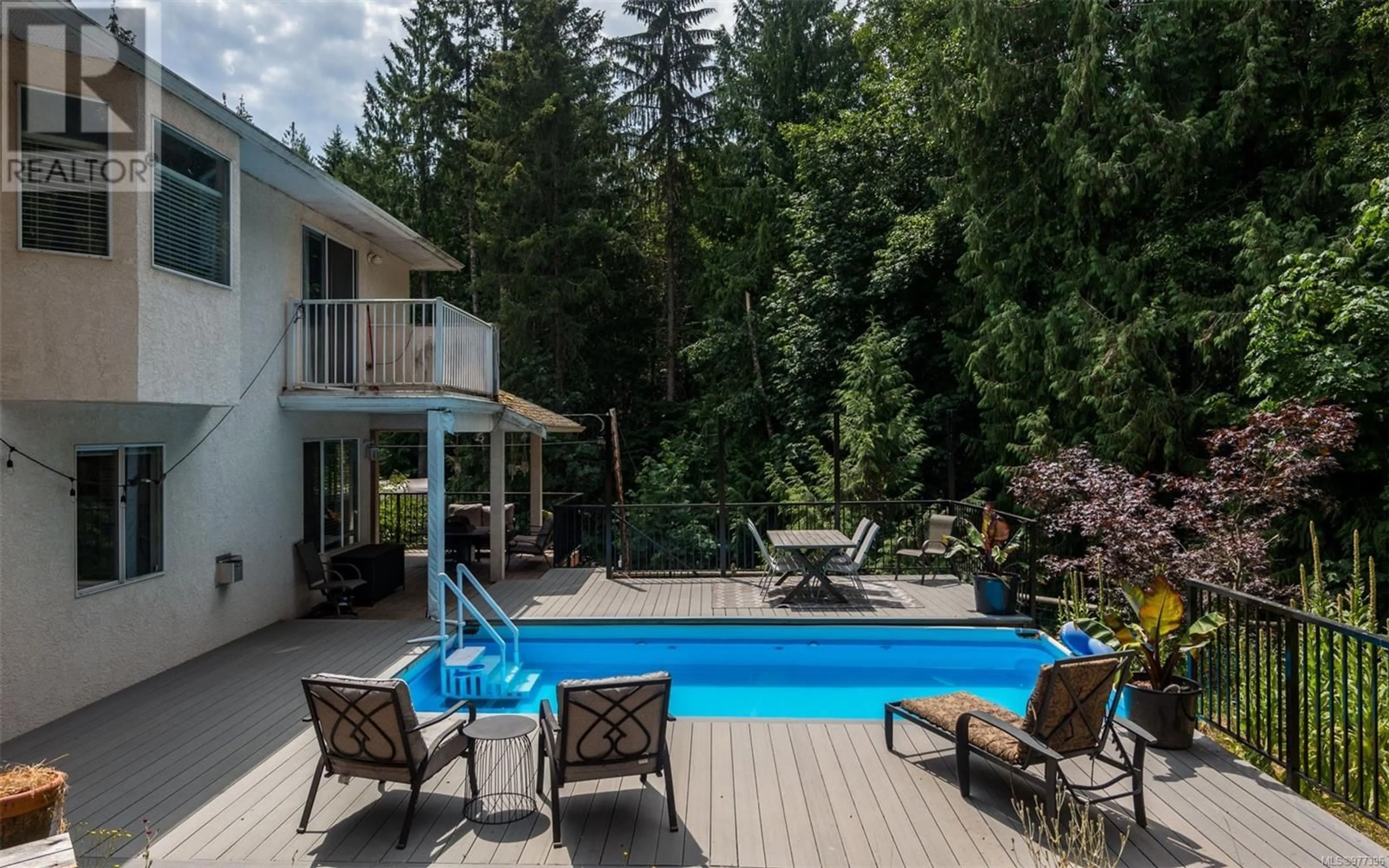 Indoor or outdoor pool for 2389 Robertson Rd, Shawnigan Lake British Columbia V0R2W1