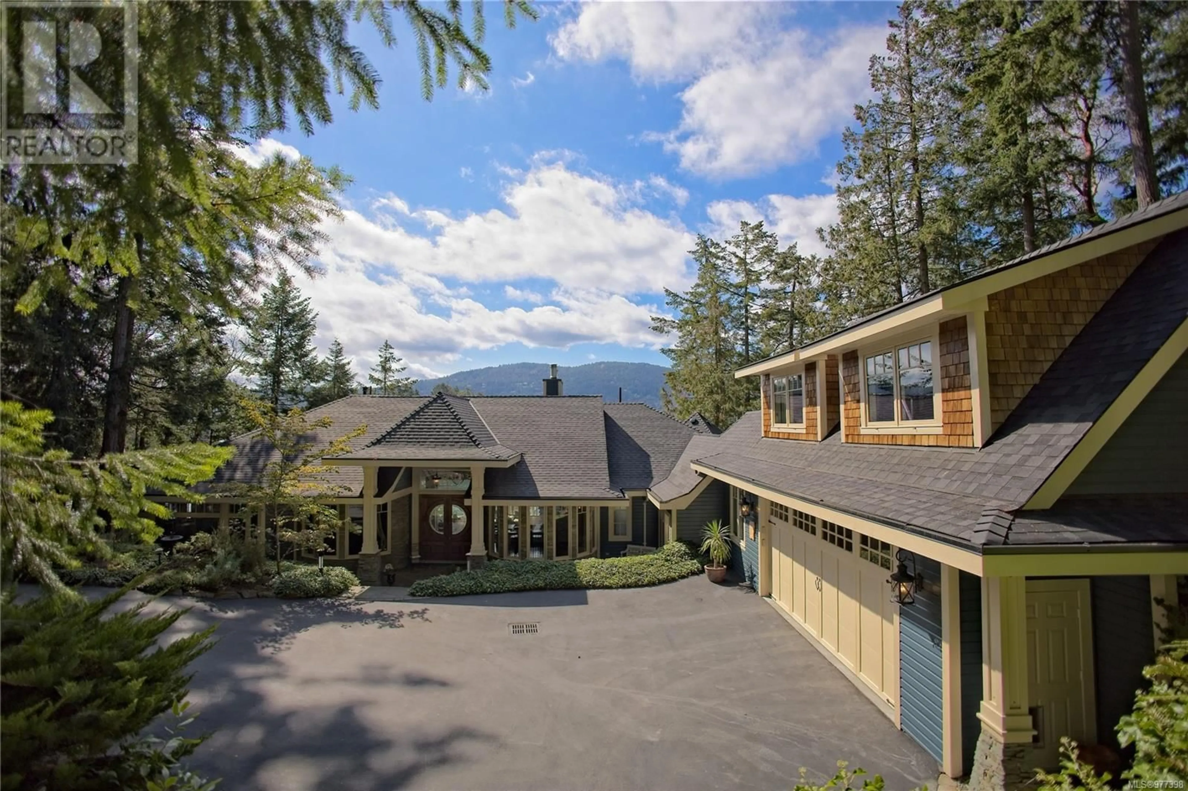 A pic from outside/outdoor area/front of a property/back of a property/a pic from drone, mountain view for 367 Long Harbour Rd, Salt Spring British Columbia V8K2M2