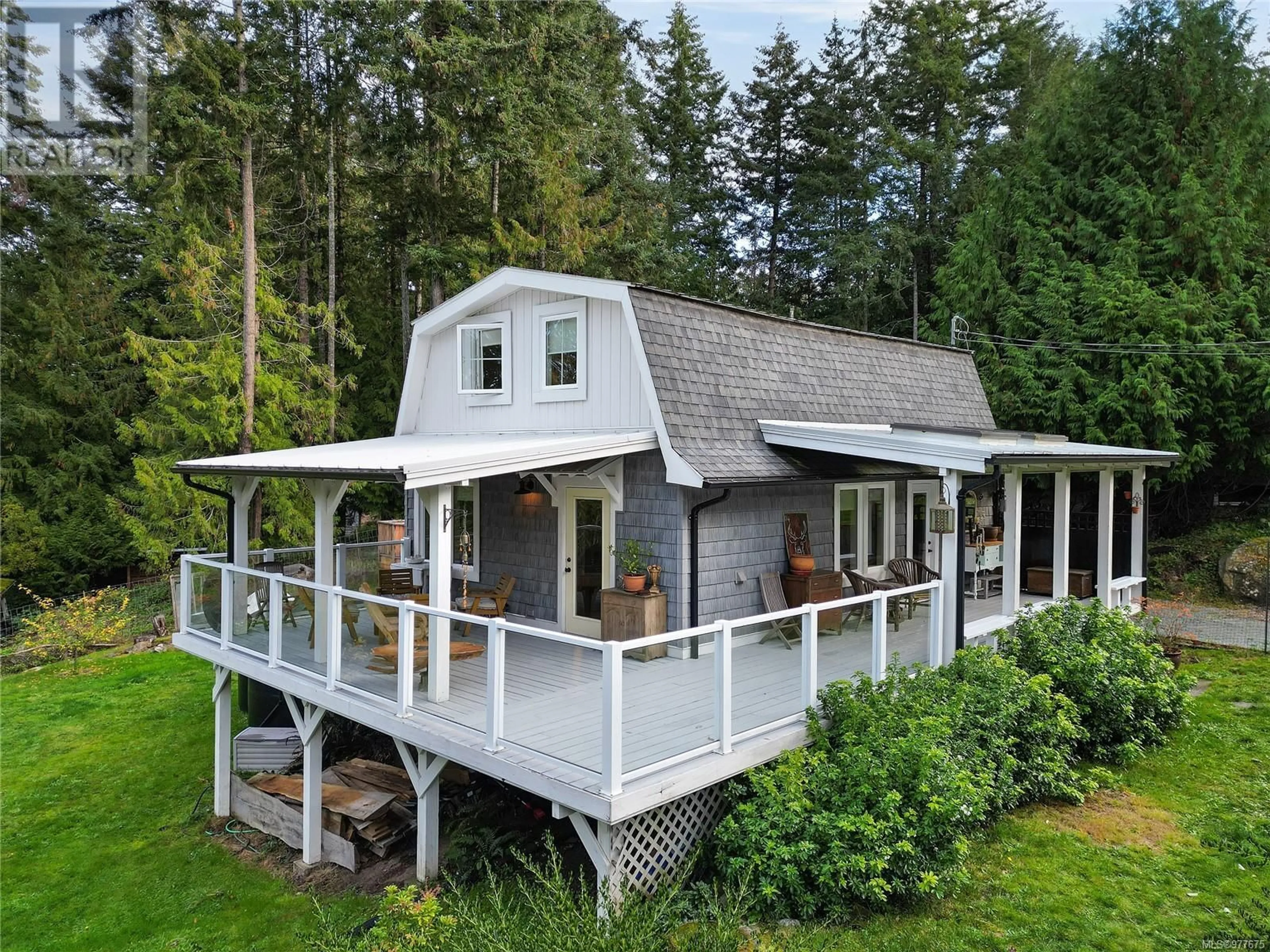 Frontside or backside of a home, cottage for 716 Charter Rd, Mayne Island British Columbia V0N2J1