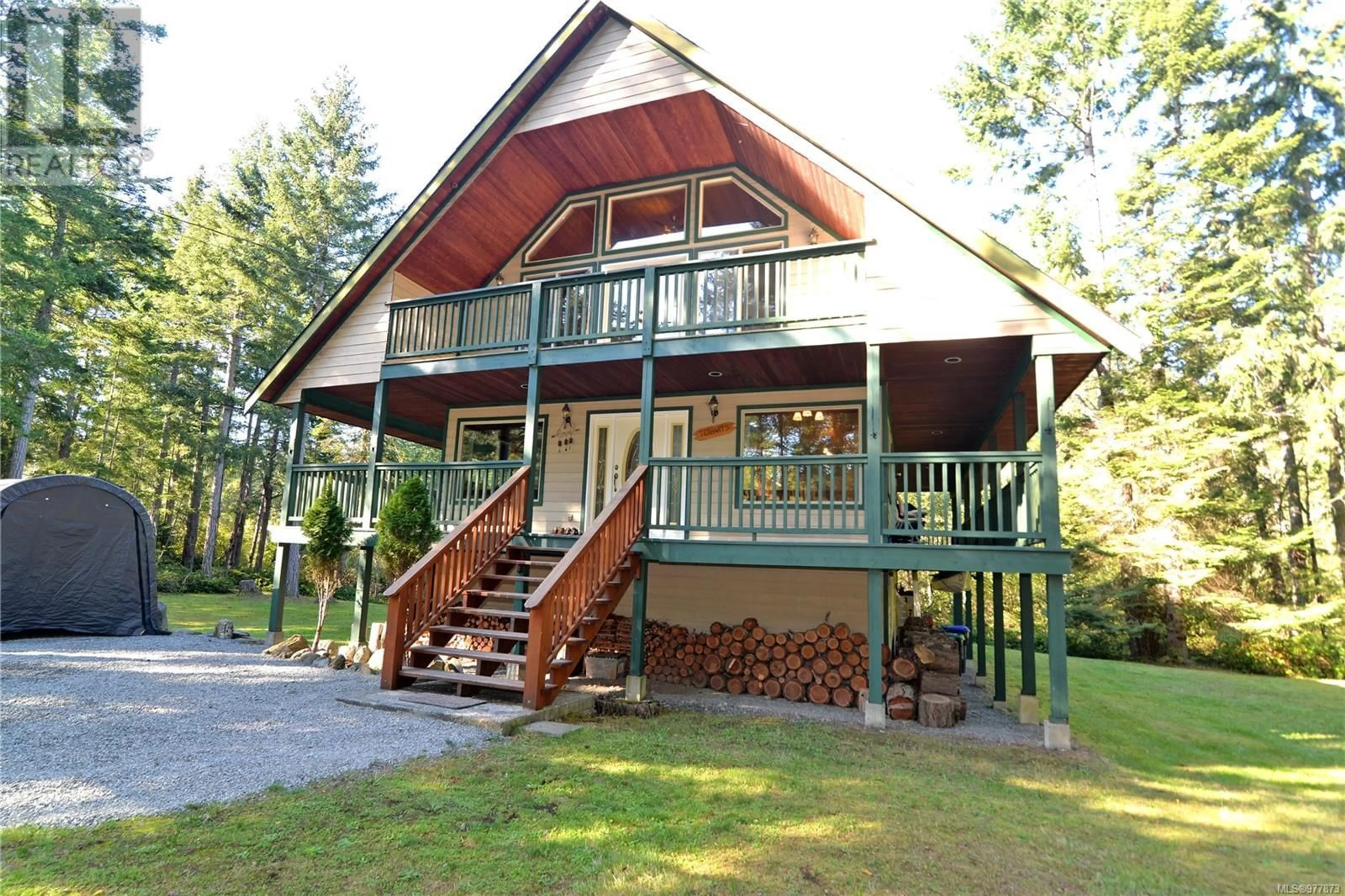 Patio, cottage for 1637 Perry Rd, Gabriola Island British Columbia V0R1X7