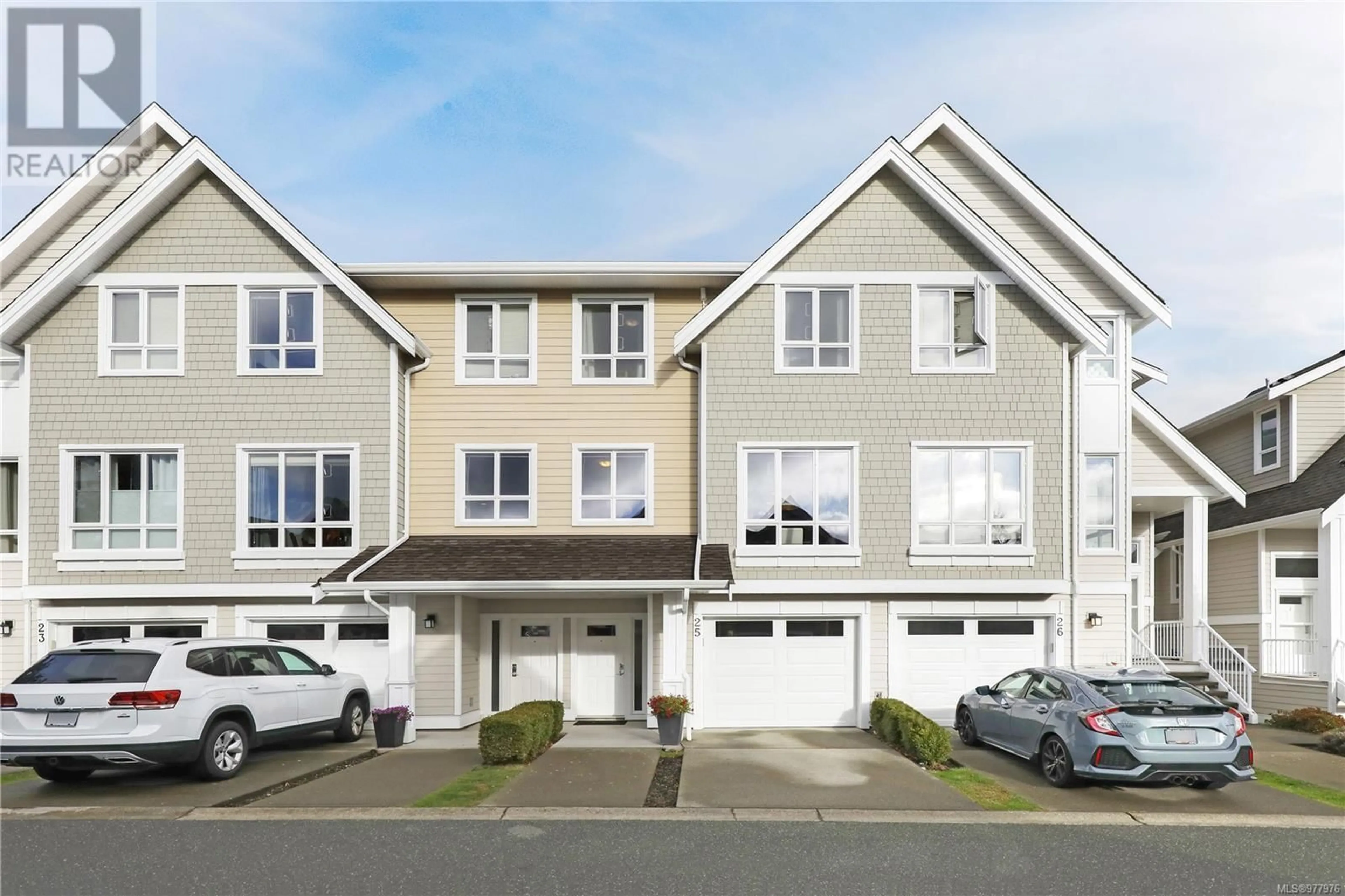 A pic from exterior of the house or condo, the street view for 25 700 Lancaster Way, Comox British Columbia V9M0B6