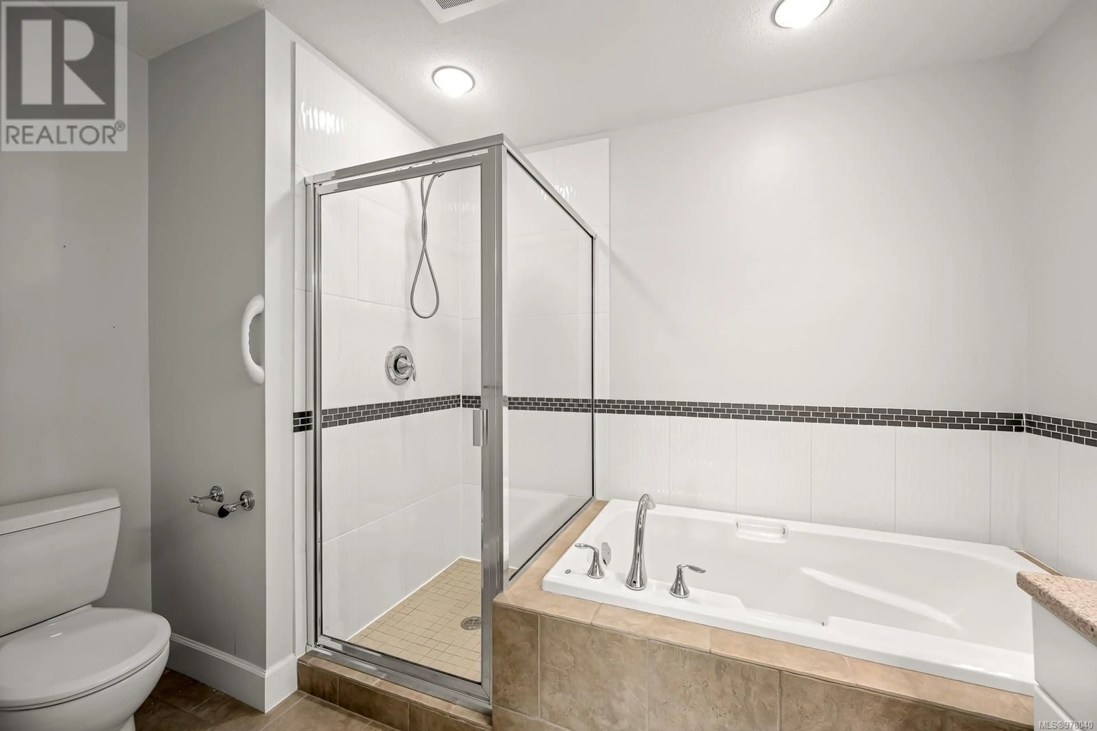 Standard bathroom, ceramic/tile floor for 2111 - 44 ANDERTON AVENUE, Courtenay British Columbia V9N2G8