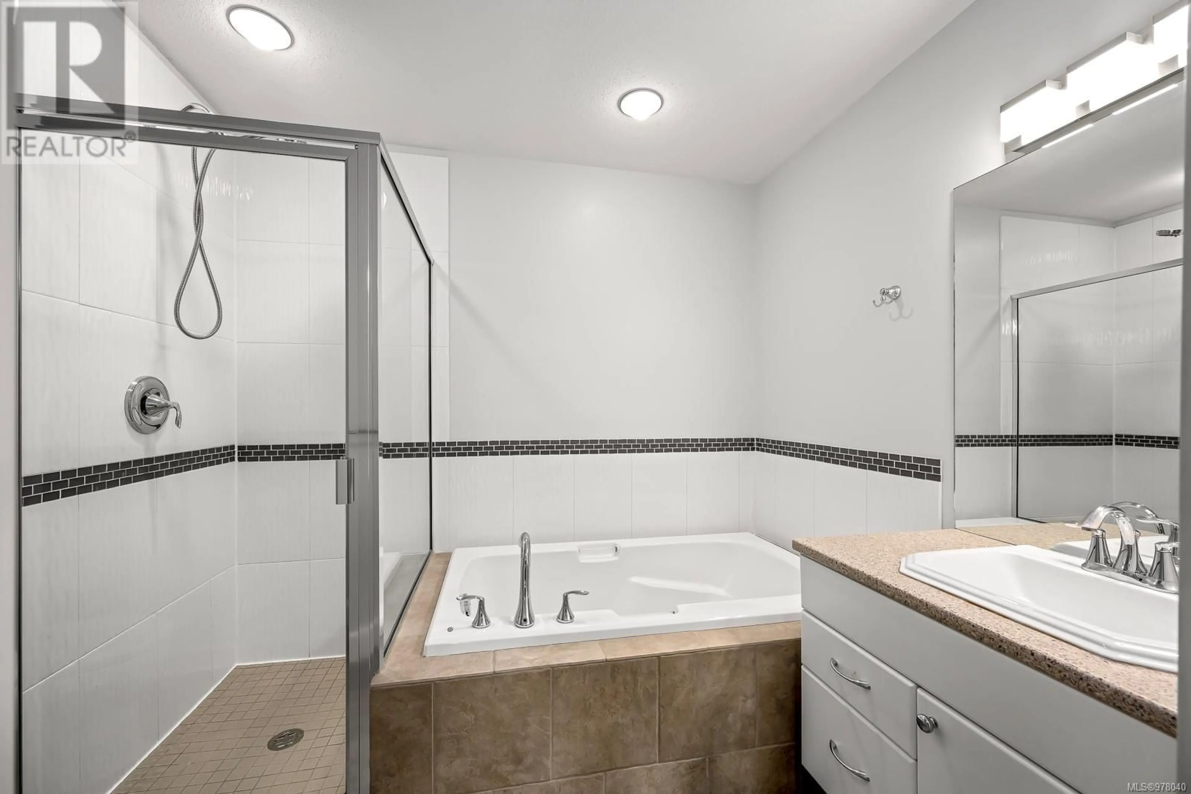 Standard bathroom, ceramic/tile floor for 2111 - 44 ANDERTON AVENUE, Courtenay British Columbia V9N2G8