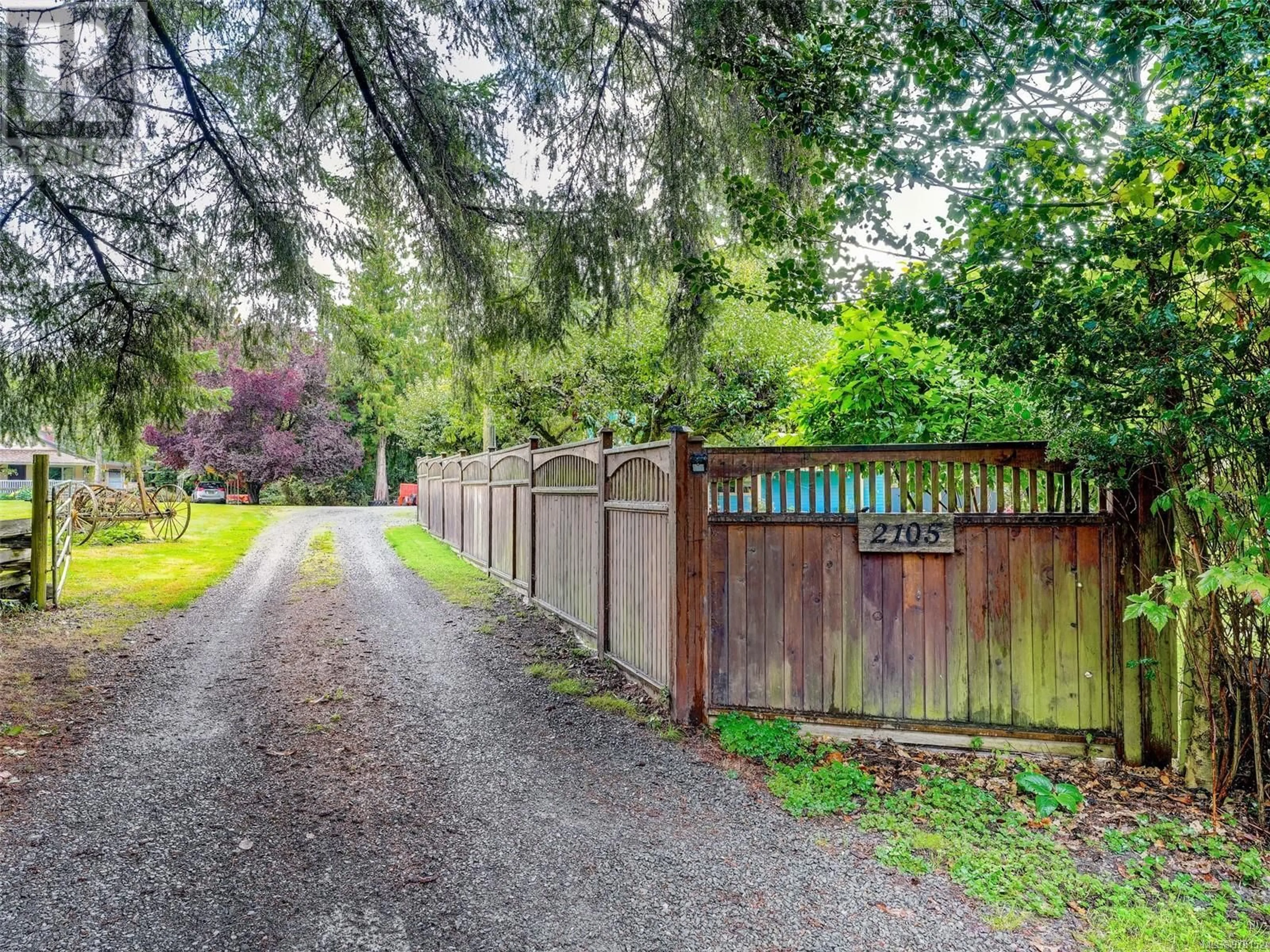 A pic from outside/outdoor area/front of a property/back of a property/a pic from drone, street for 2105 Parkland Rd, Sooke British Columbia V9Z0G6