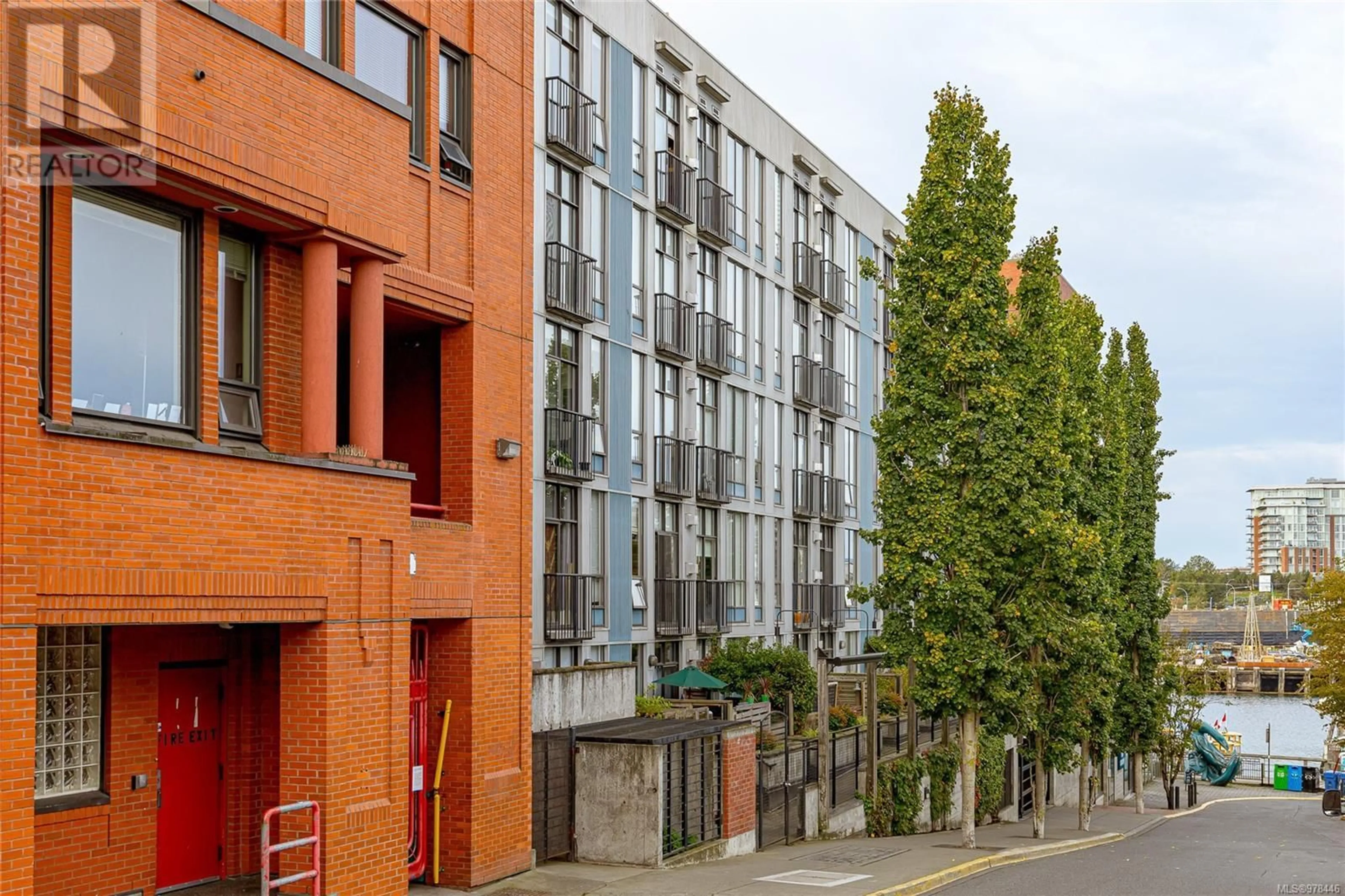 A pic from exterior of the house or condo, the front or back of building for 521 409 Swift St, Victoria British Columbia V8W1S2