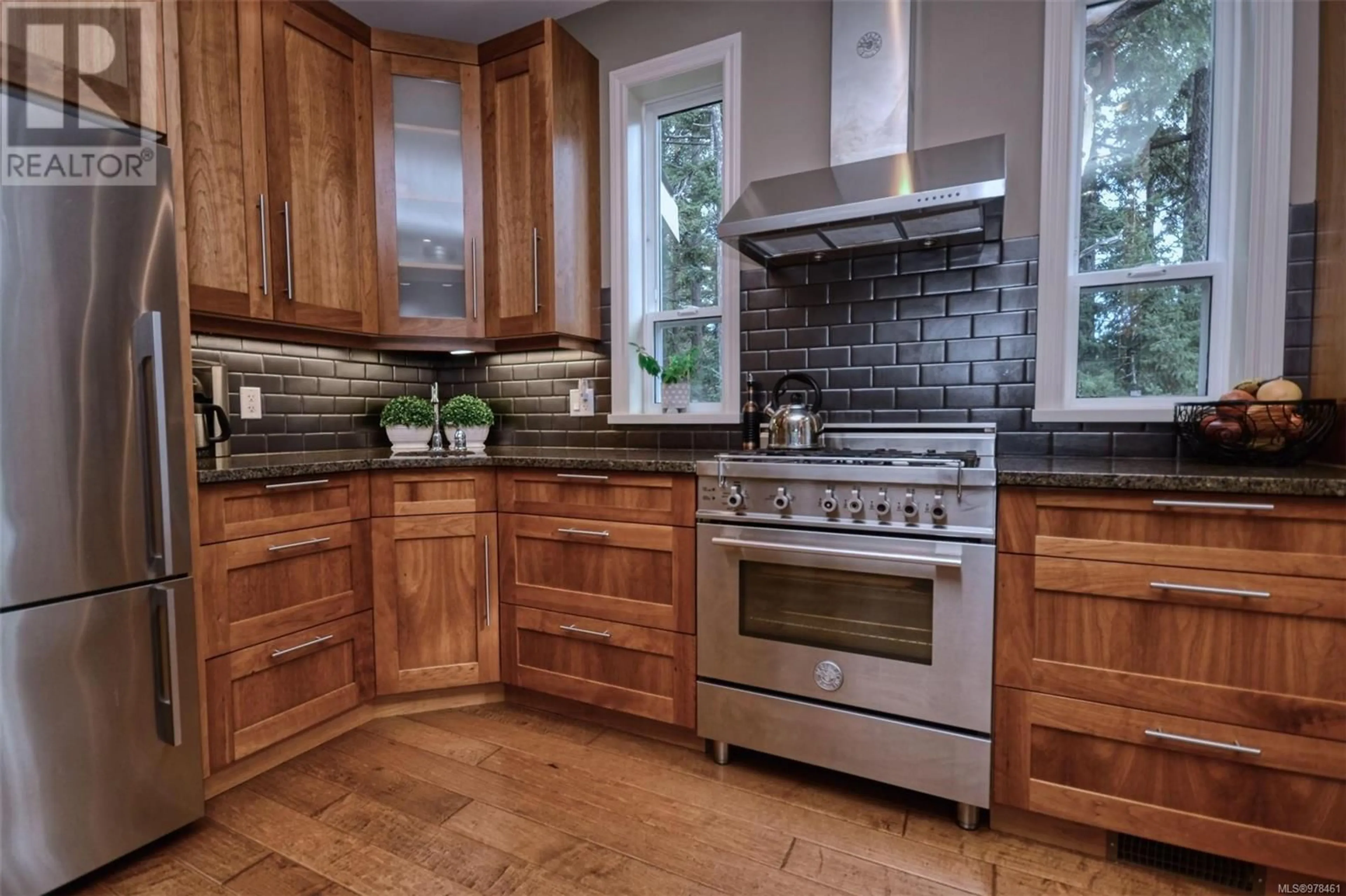 Contemporary kitchen, wood floors, cottage for 420 Pelican Dr, Colwood British Columbia V9C0A4