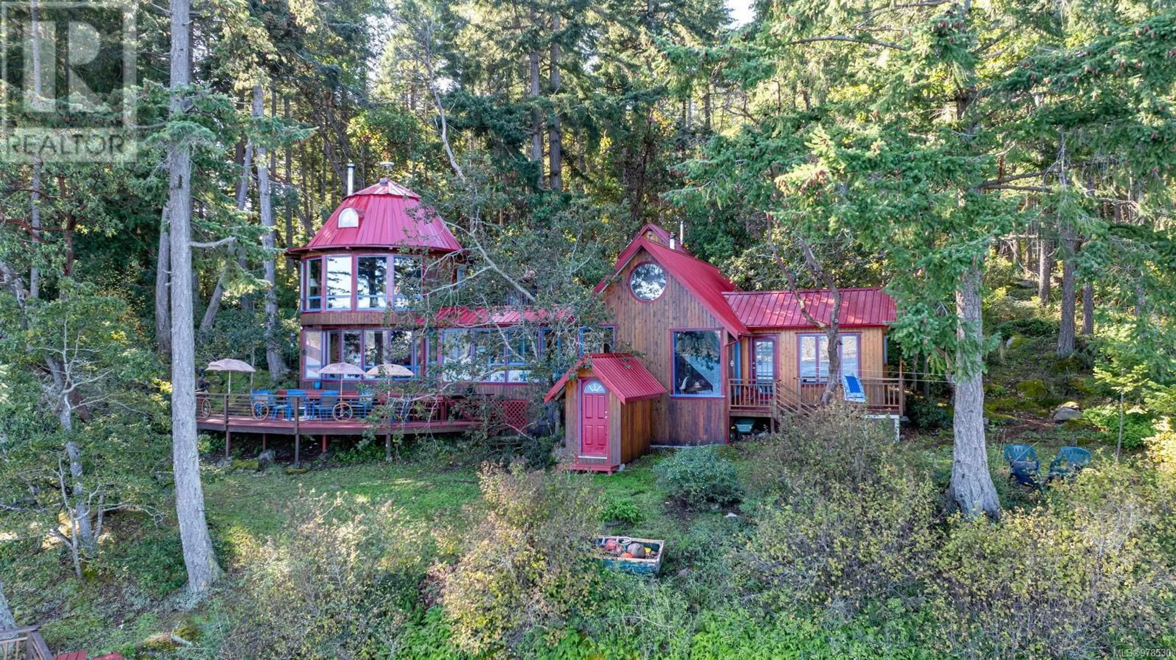 A pic from outside/outdoor area/front of a property/back of a property/a pic from drone, forest/trees view for LT 1 RUXTON ISLAND, Ruxton Island British Columbia V9G1A4