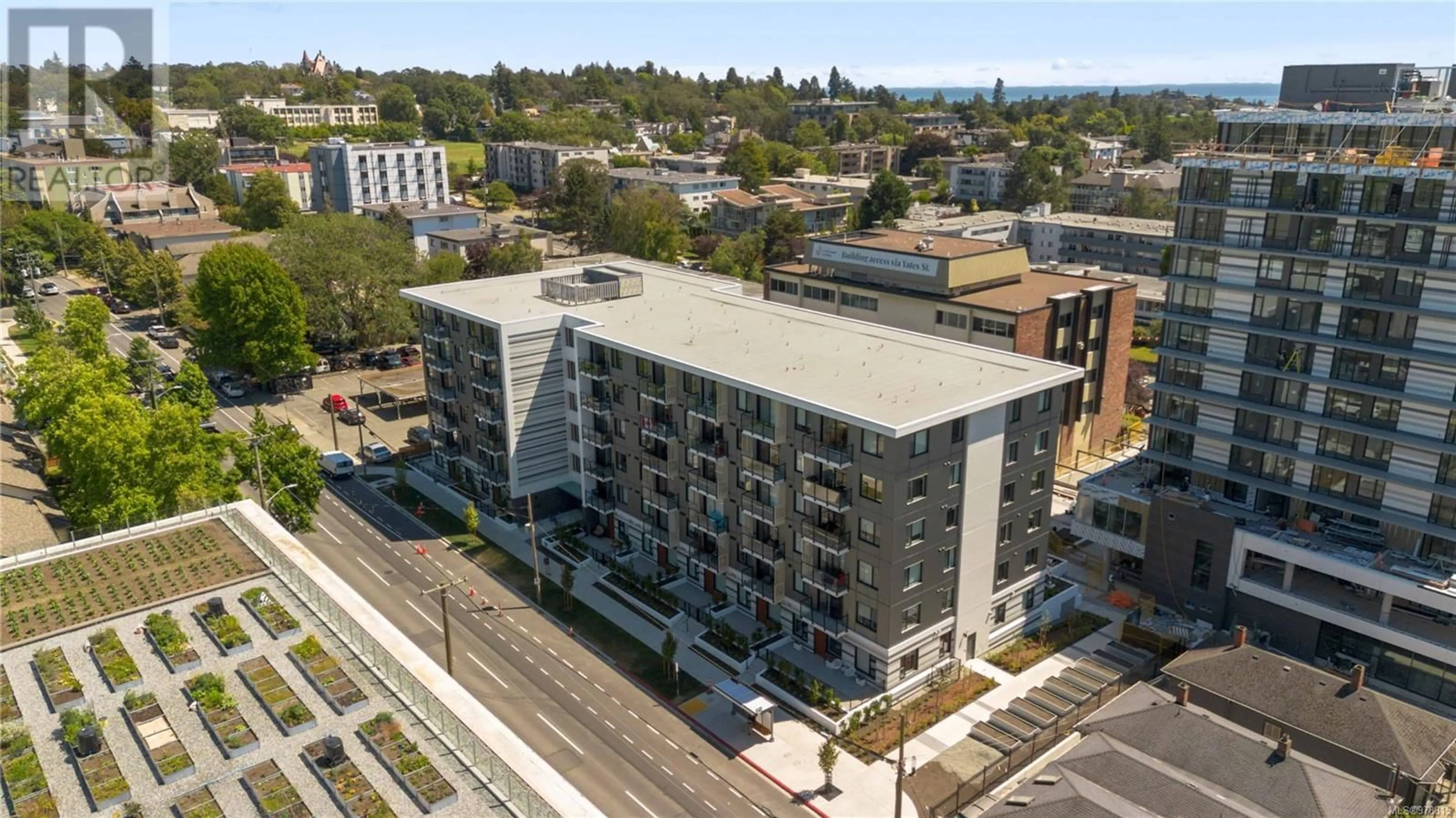 A pic from exterior of the house or condo, the front or back of building for 513 1115 Johnson St, Victoria British Columbia V8V0H2