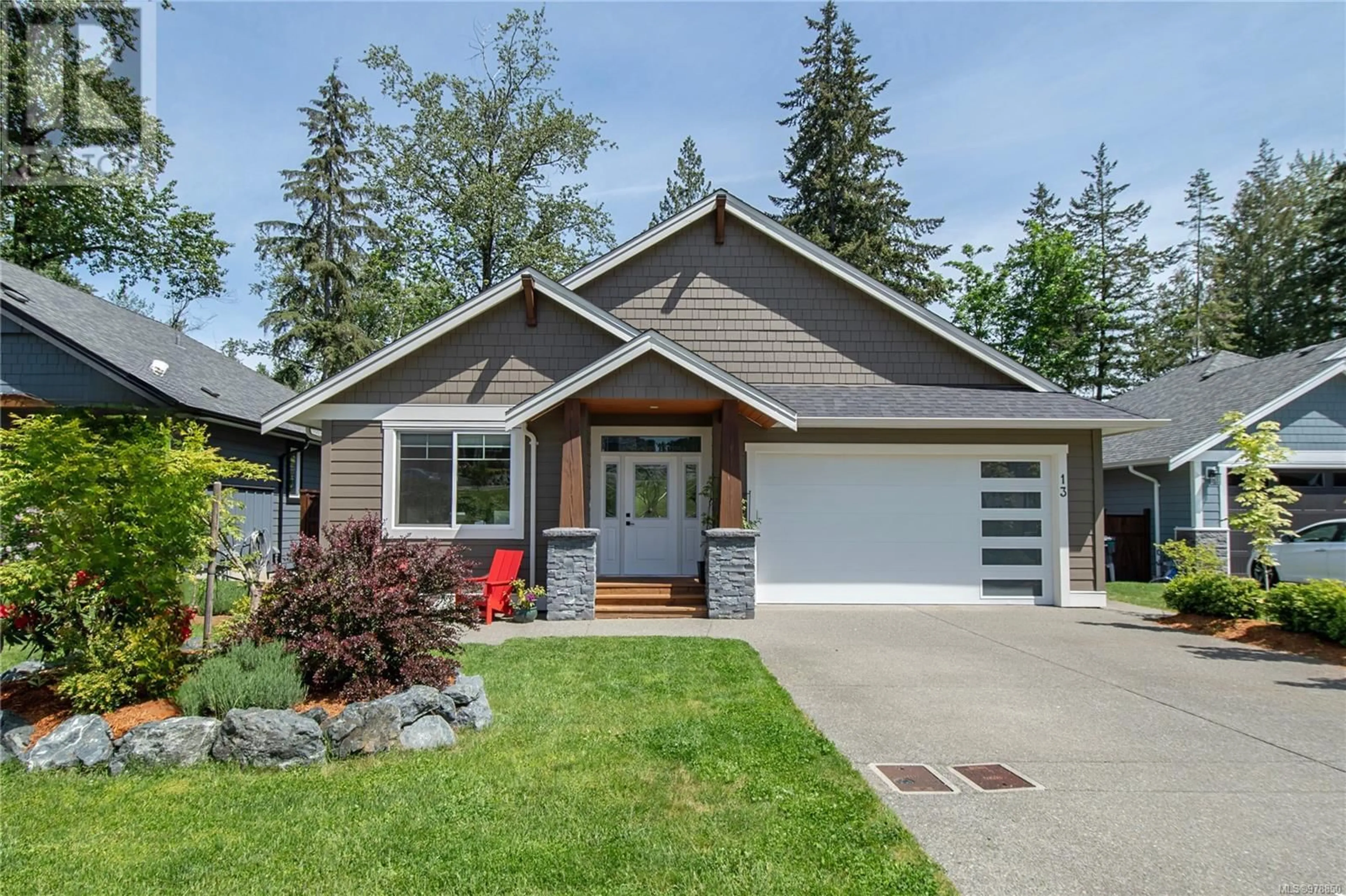 Frontside or backside of a home, cottage for 13 2880 Arden Rd, Courtenay British Columbia V9N0E9