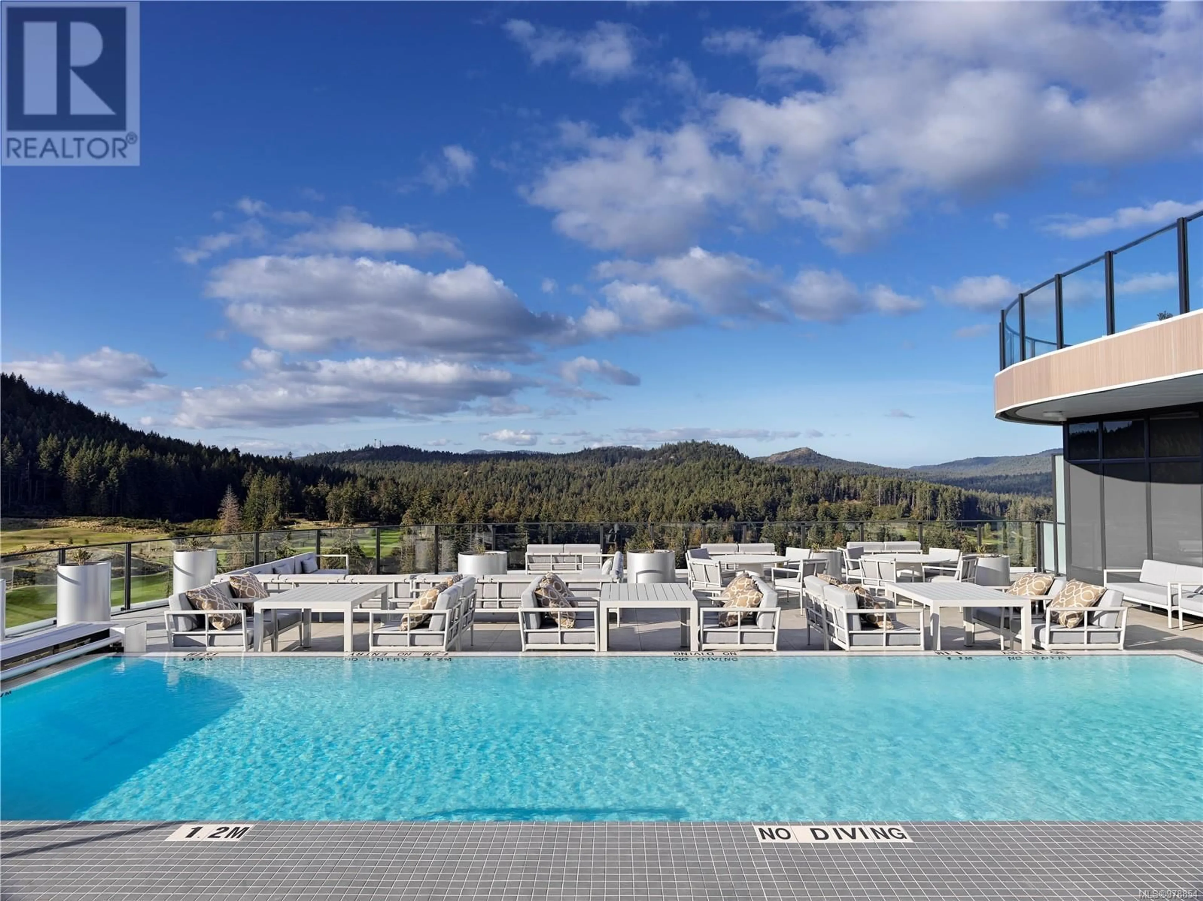 Indoor or outdoor pool for 1206 2000 Hannington Rd, Langford British Columbia V9B6R6