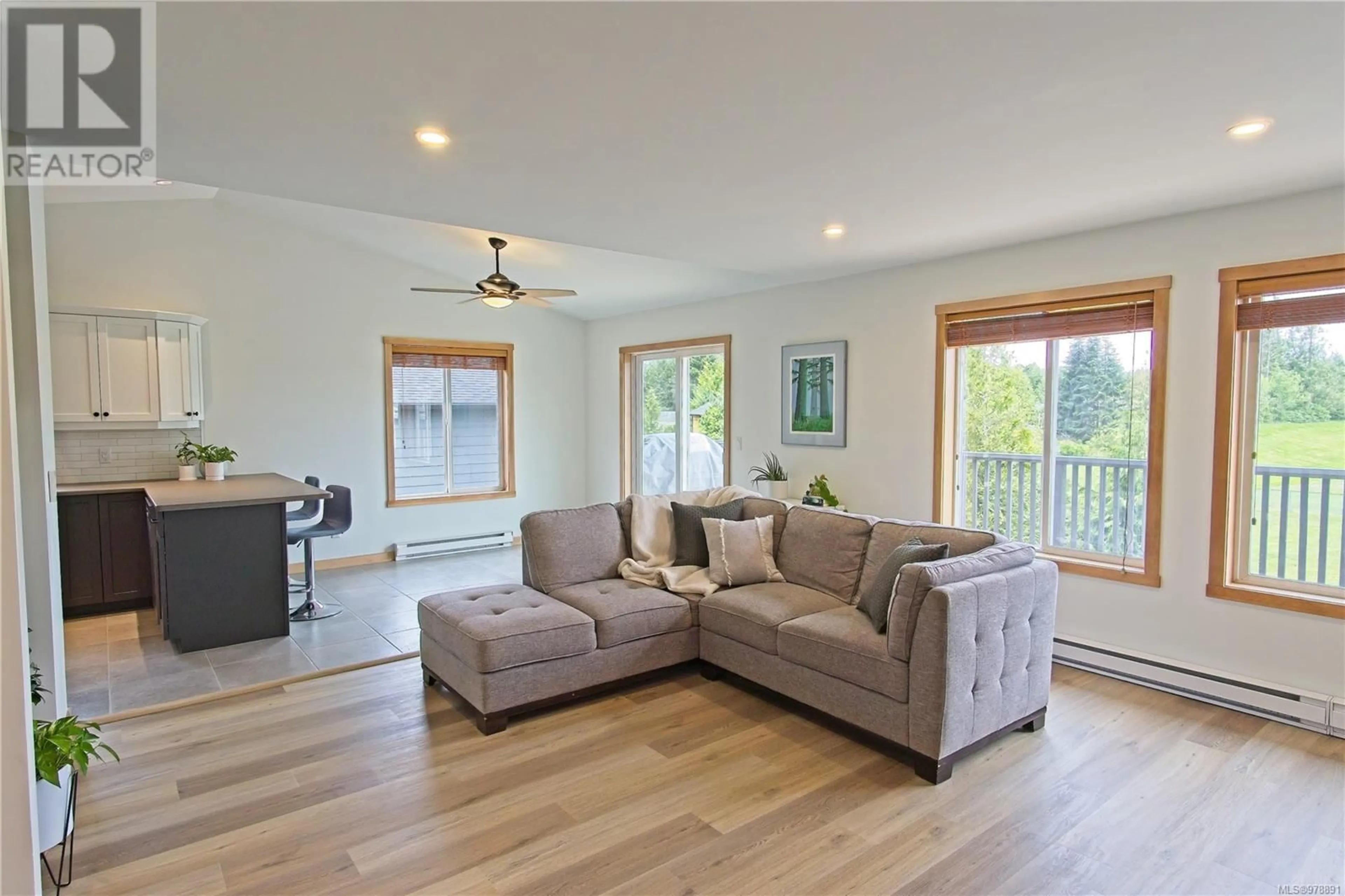 Living room, wood floors for 374 Pacific Cres, Ucluelet British Columbia V0R3A0