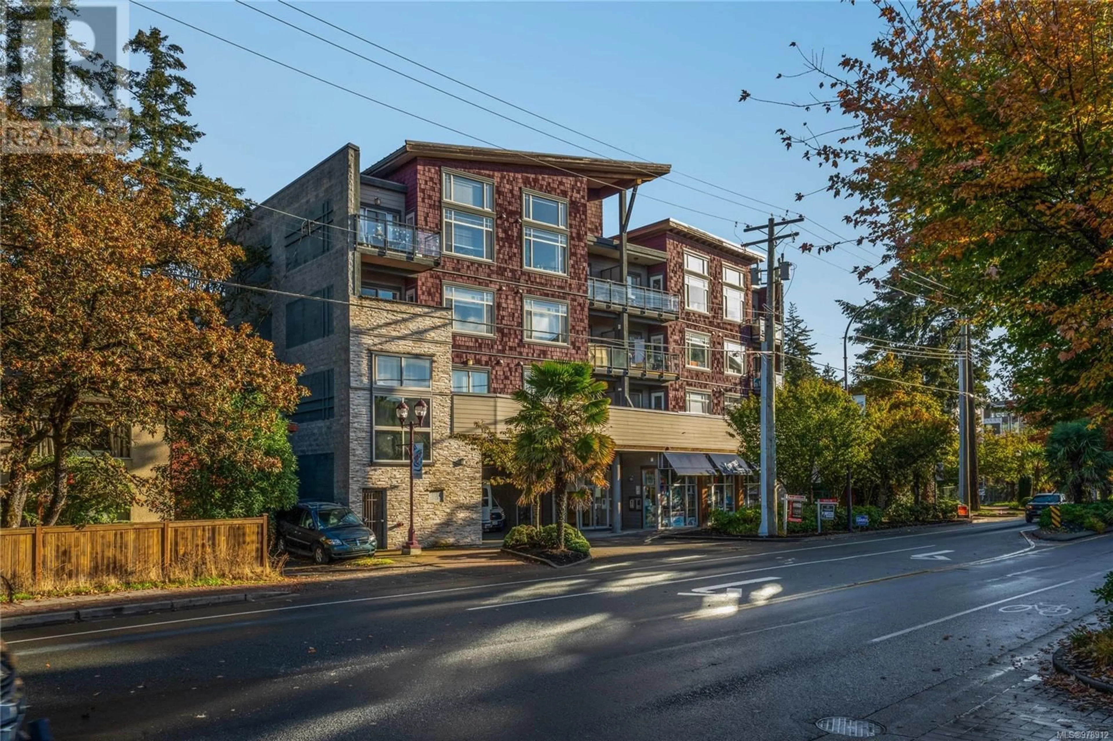 A pic from exterior of the house or condo, the front or back of building for 204 844 Goldstream Ave, Langford British Columbia V9B2X8