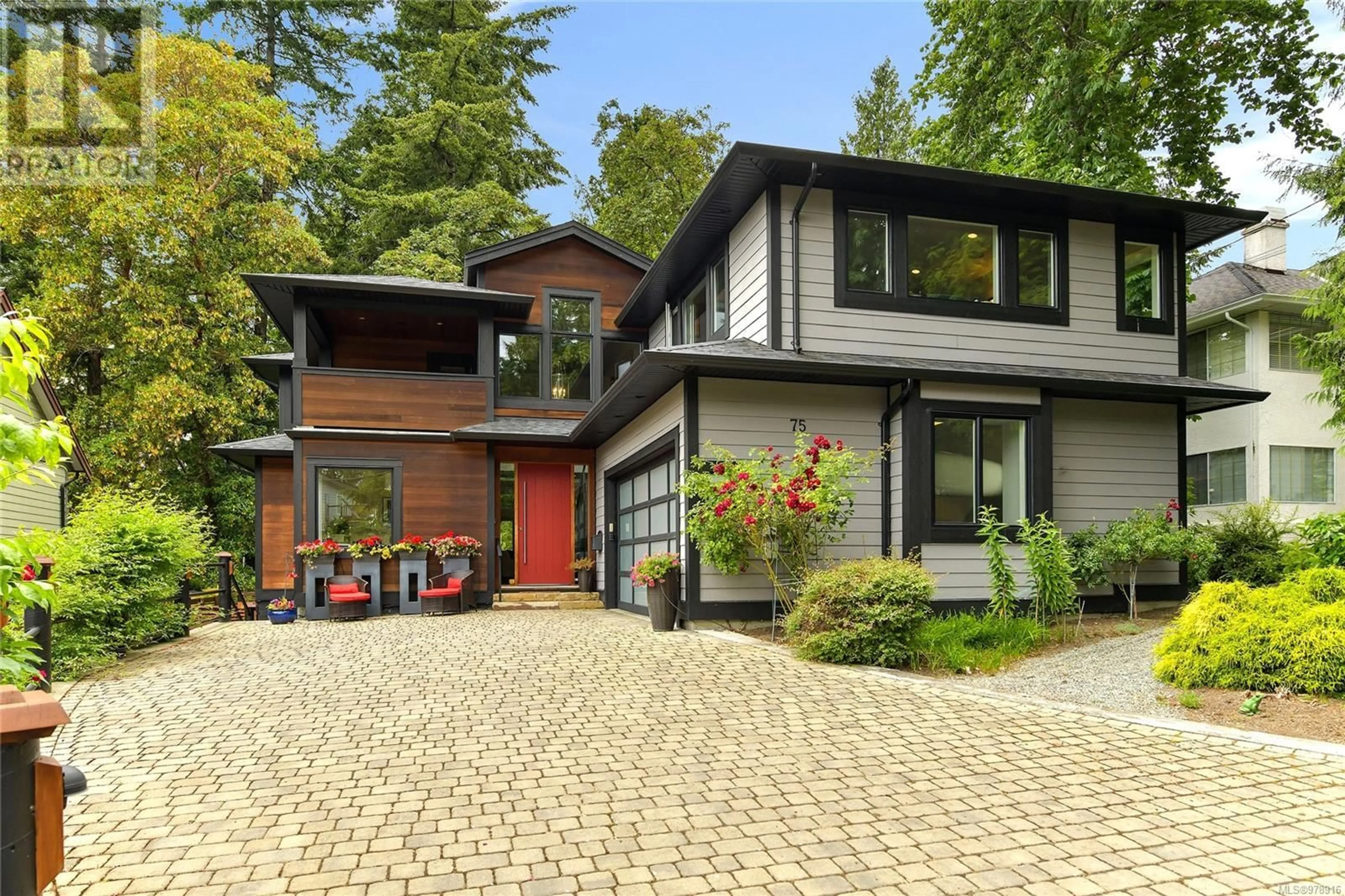 Home with brick exterior material for 75 Norquay Rd, View Royal British Columbia V9B1V1