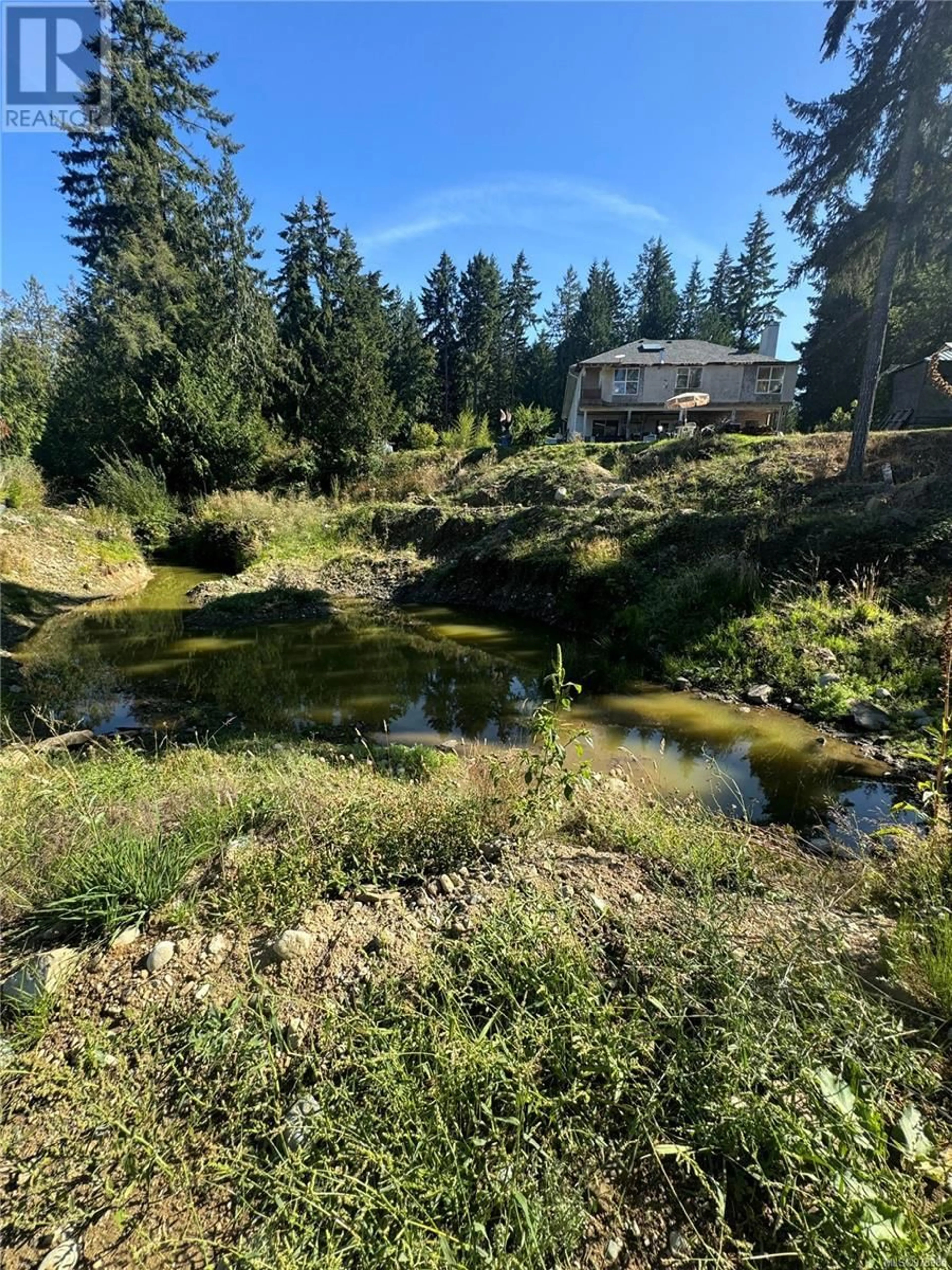 A pic from outside/outdoor area/front of a property/back of a property/a pic from drone, water/lake/river/ocean view for 3989 RIVERSIDE ROAD, Cobble Hill British Columbia V9L6N1