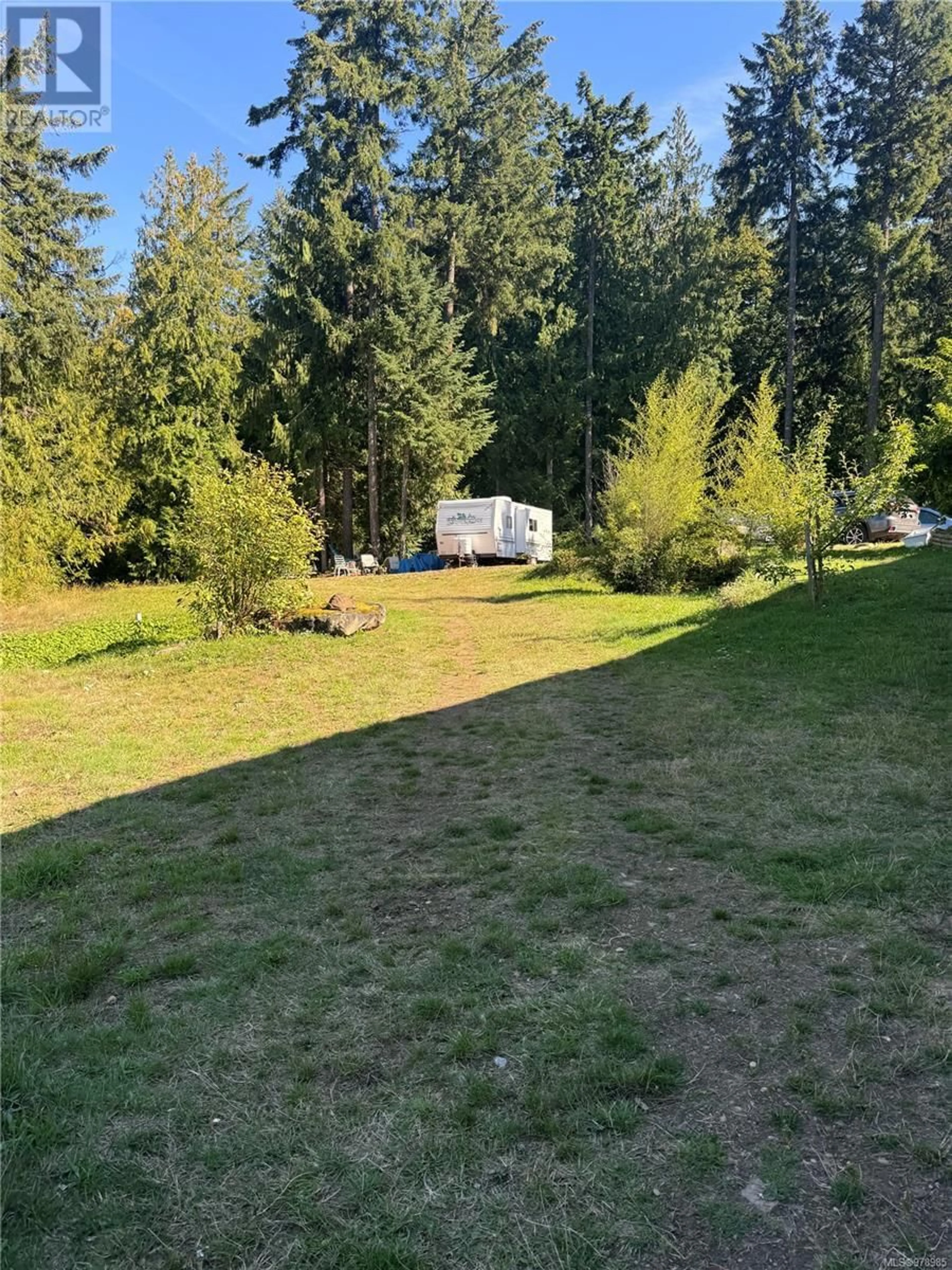A pic from outside/outdoor area/front of a property/back of a property/a pic from drone, forest/trees view for 3989 RIVERSIDE ROAD, Cobble Hill British Columbia V9L6N1