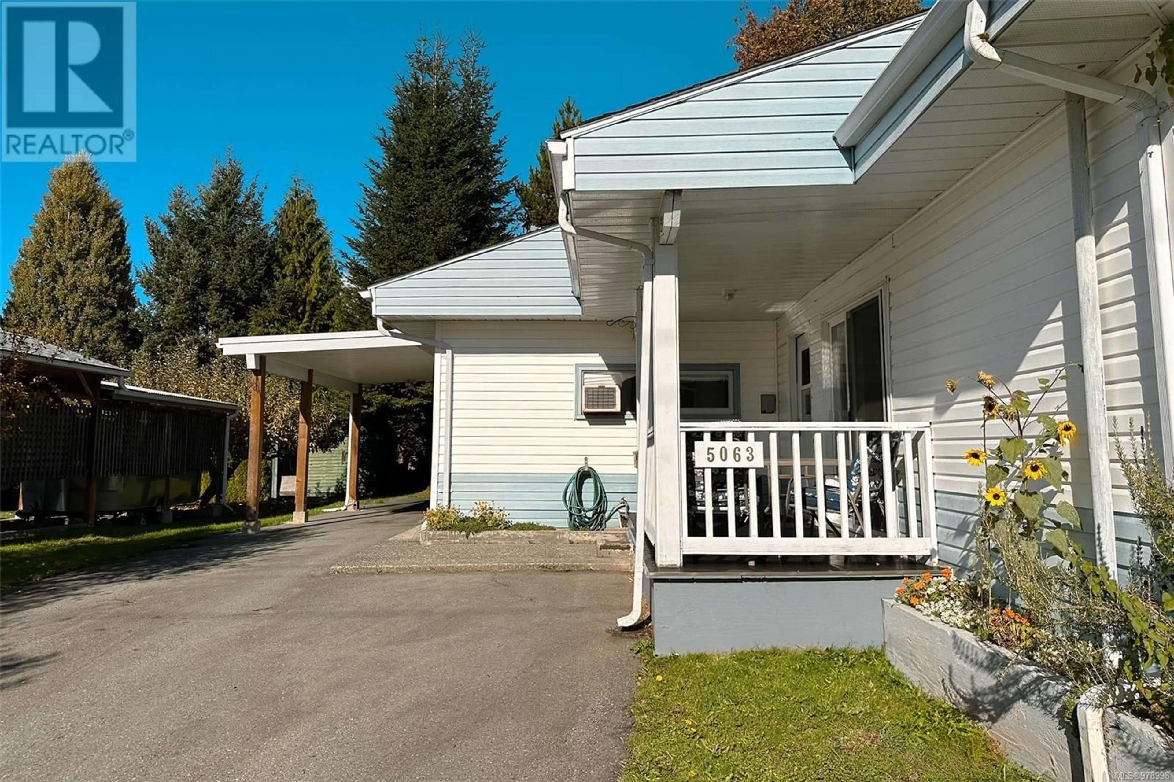 A pic from exterior of the house or condo, cottage for 5063 Pleasant Rd, Port Alberni British Columbia V9Y7B3